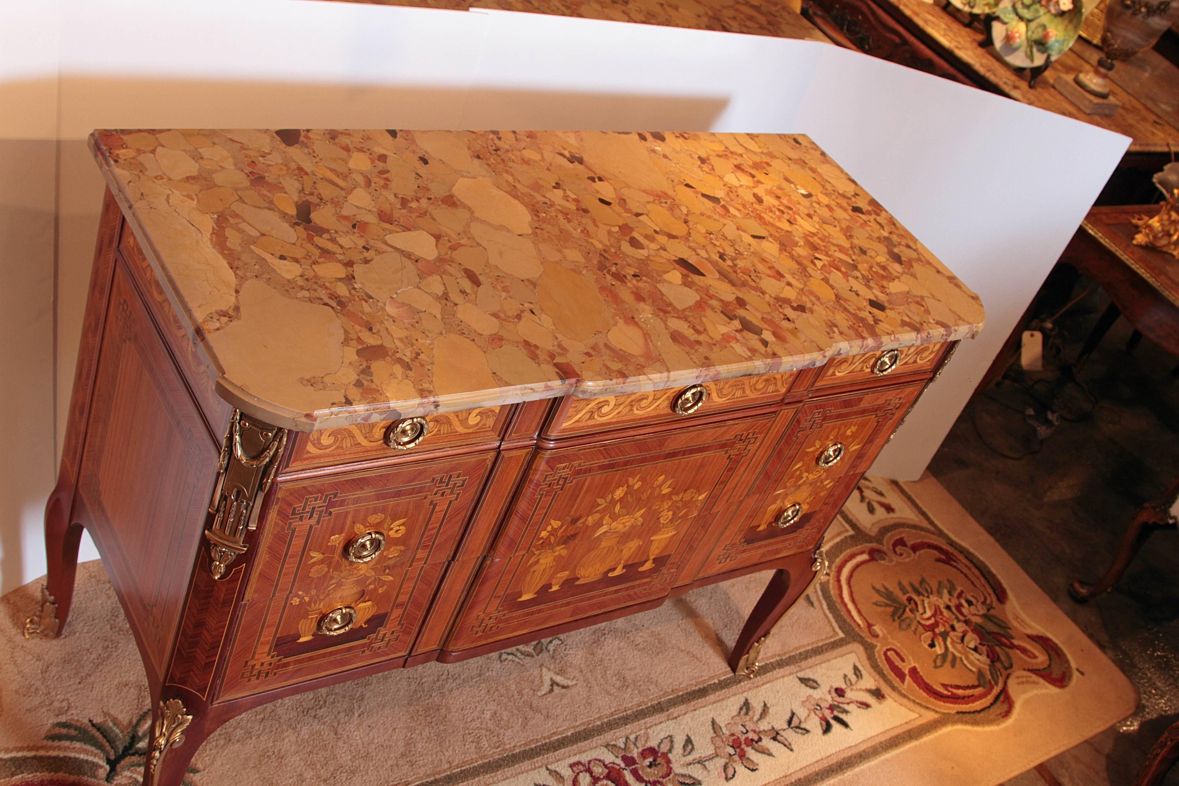 Pair of Late 19th Century French Louis XV Marquetry Commodes 2