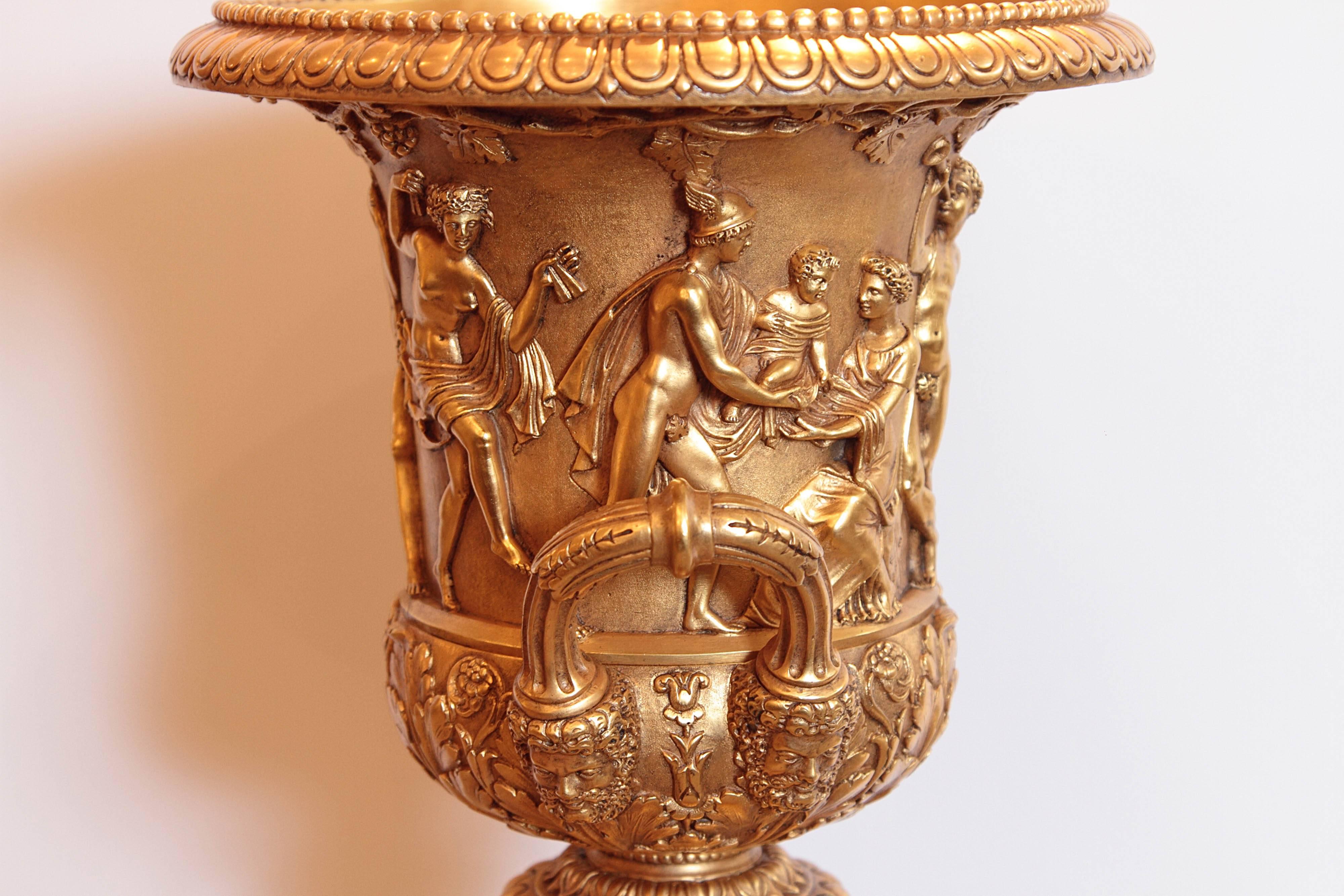 Early 19th Century French Charles X Gilt Bronze Urn For Sale 2