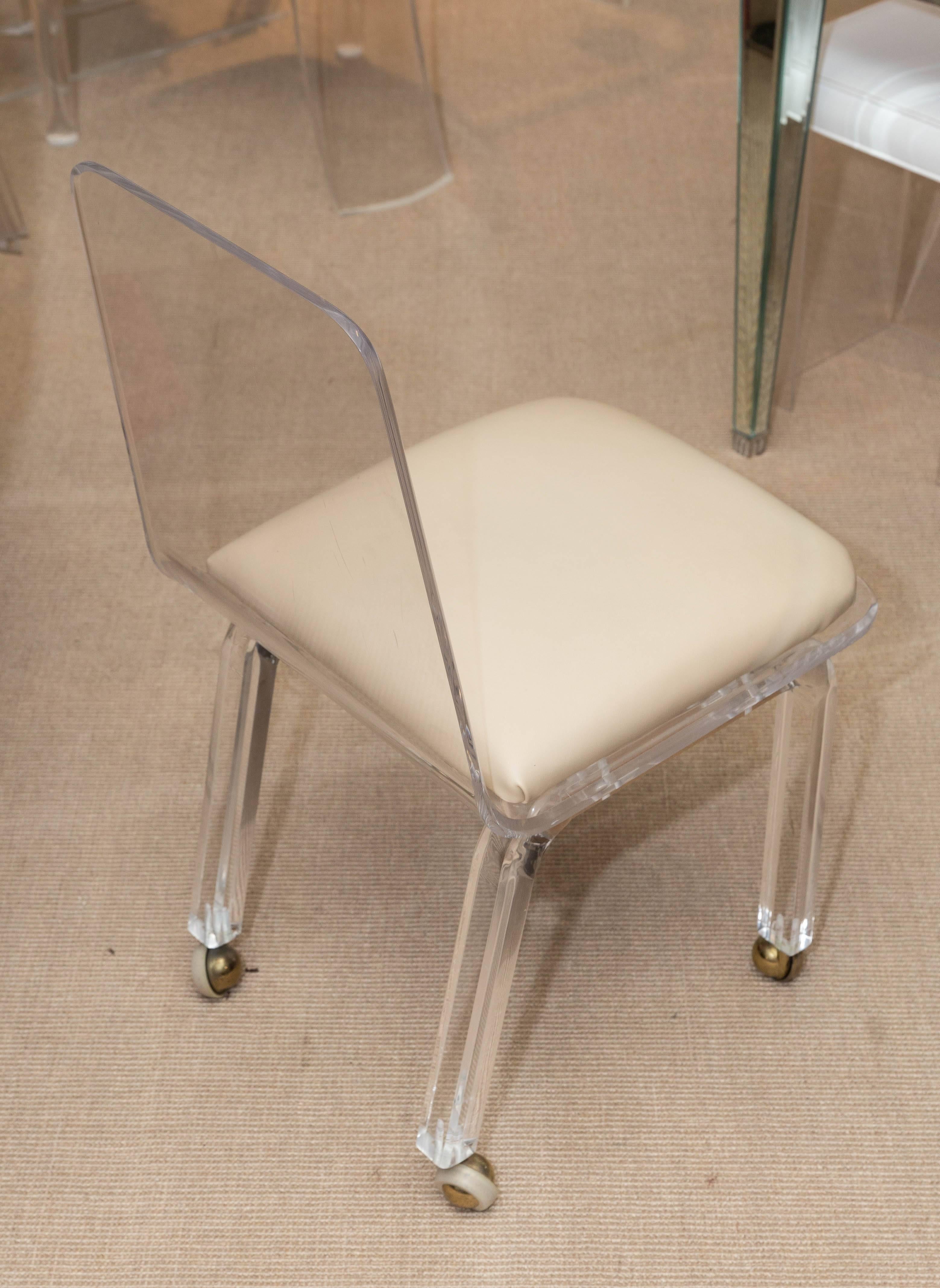 Mid-Century Lucite Chair on Castors In Excellent Condition In Water Mill, NY