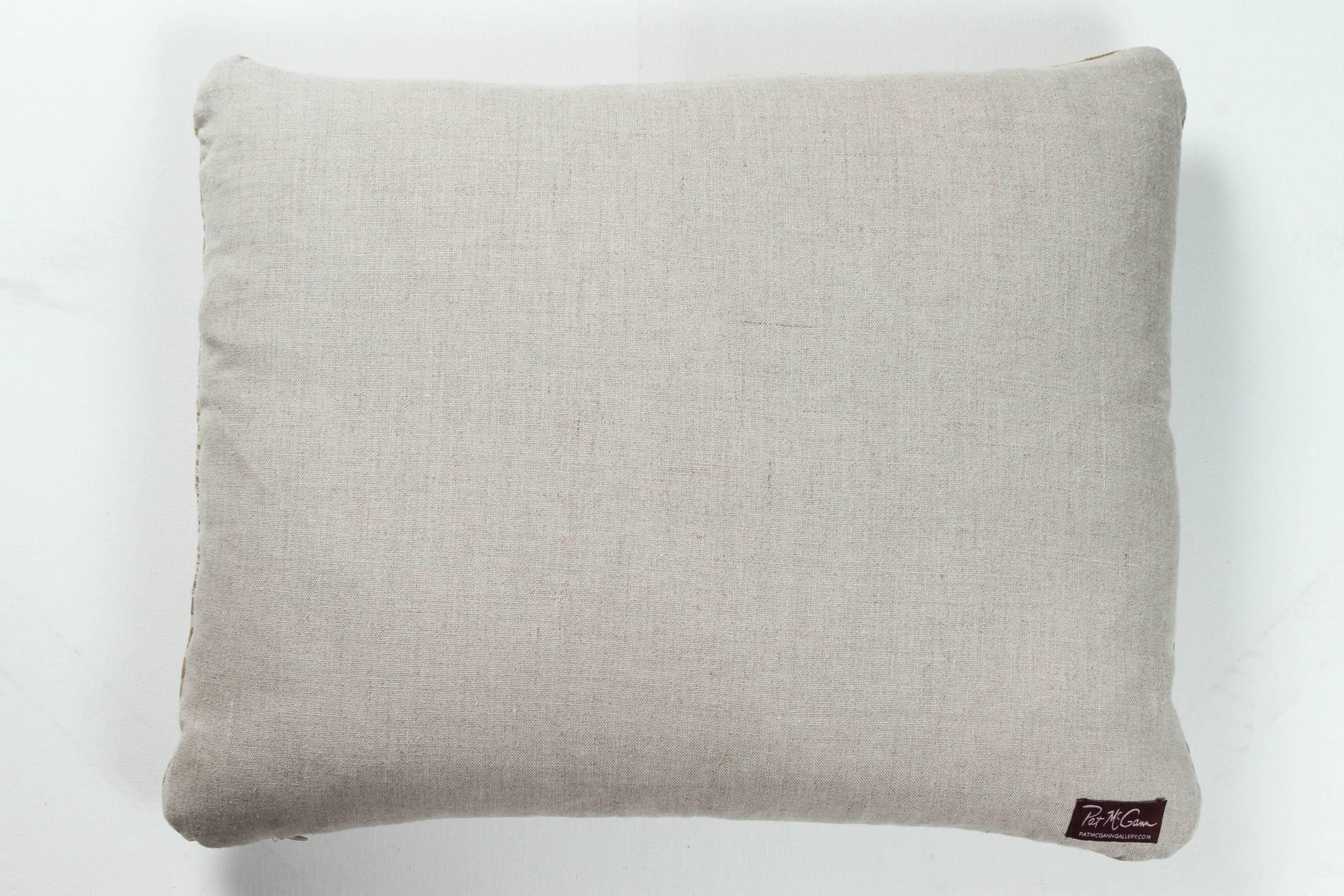 African Embroidery Pillow, Ivory and Oatmeal Color In Good Condition For Sale In Los Angeles, CA