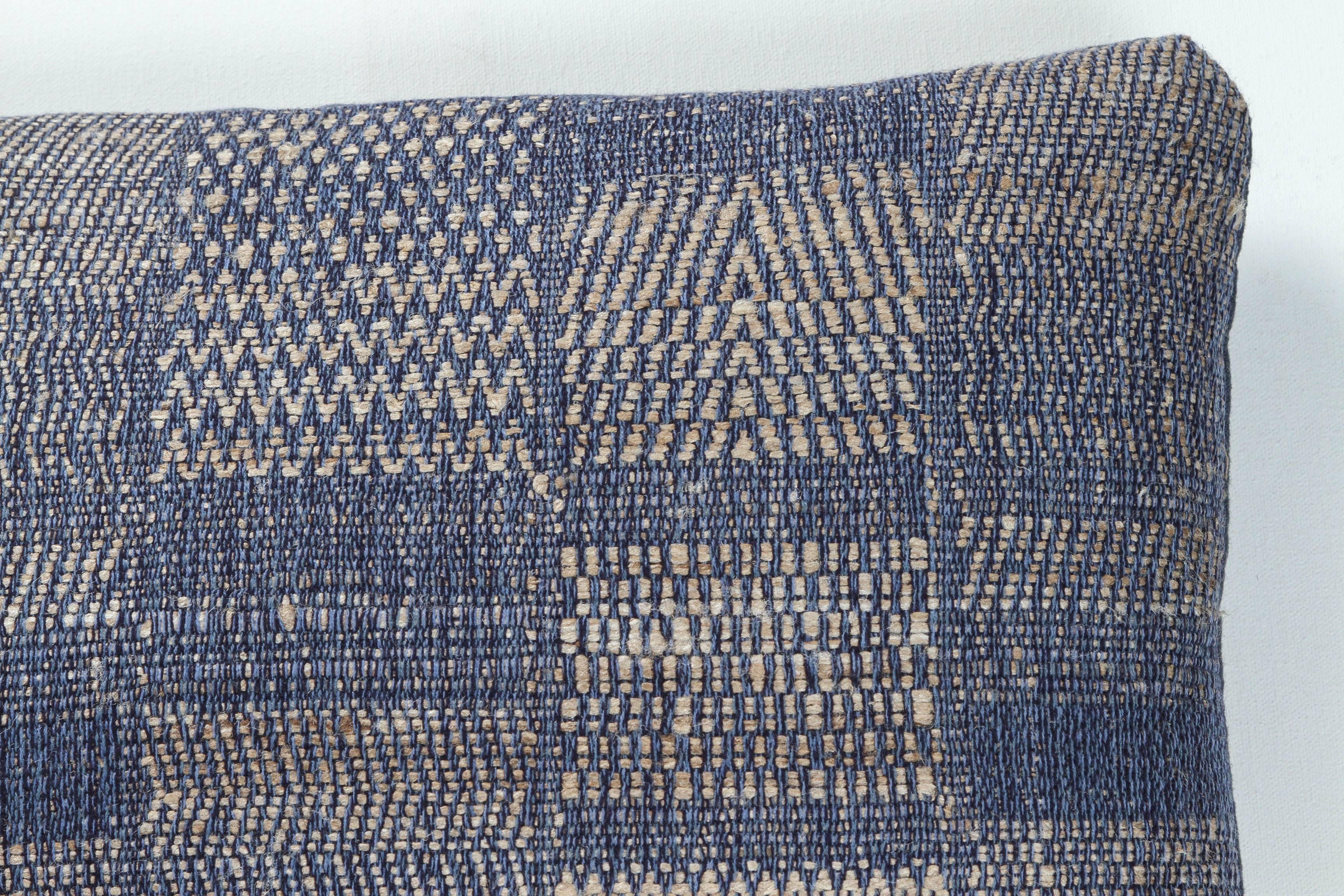 Indian Handwoven Pillow.  Blue and Beige.  In Excellent Condition For Sale In Los Angeles, CA
