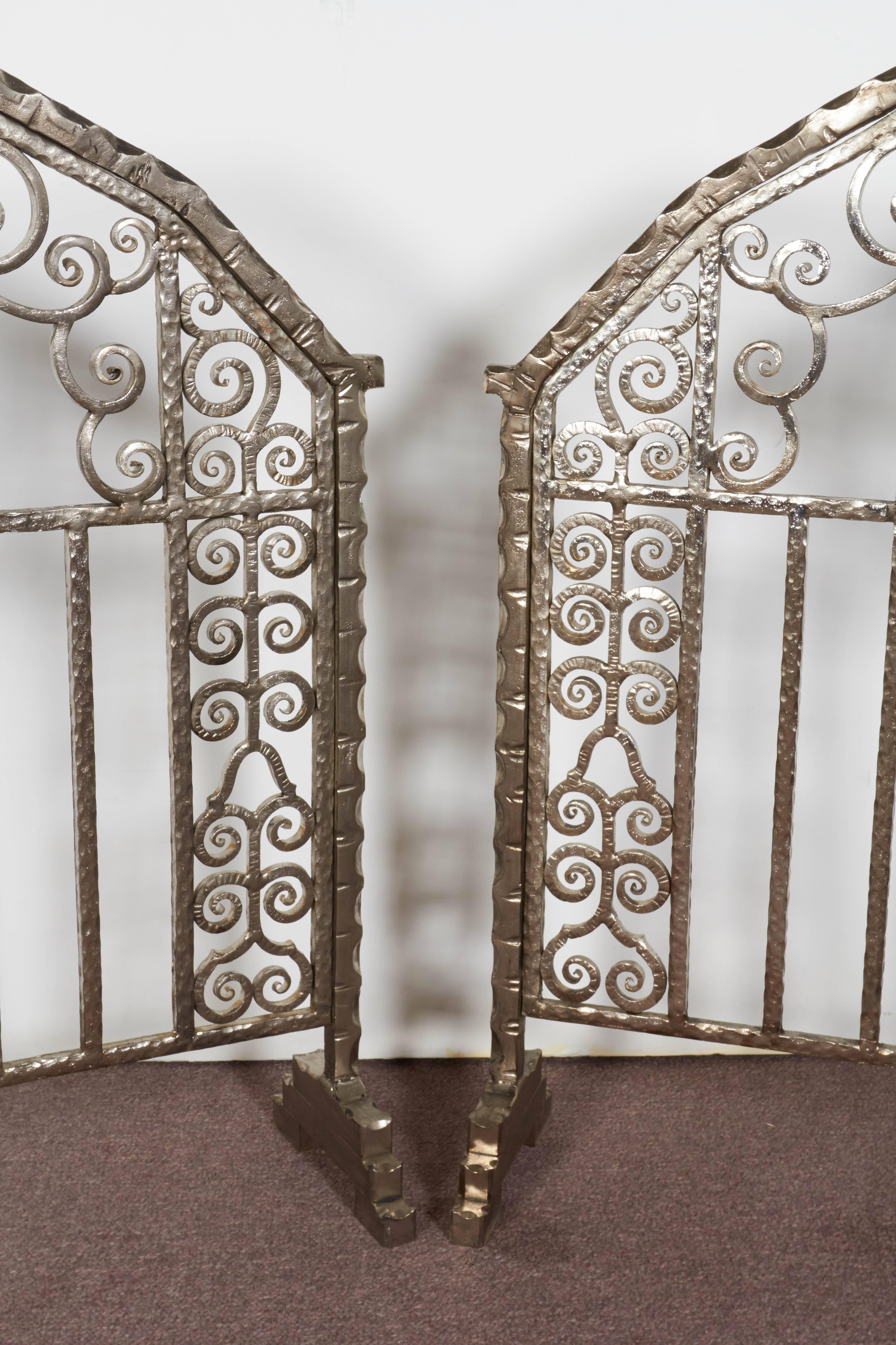 Pair of Important Art Deco Nickeled Hand-Hammered Iron Fire Screens, Signed For Sale 2