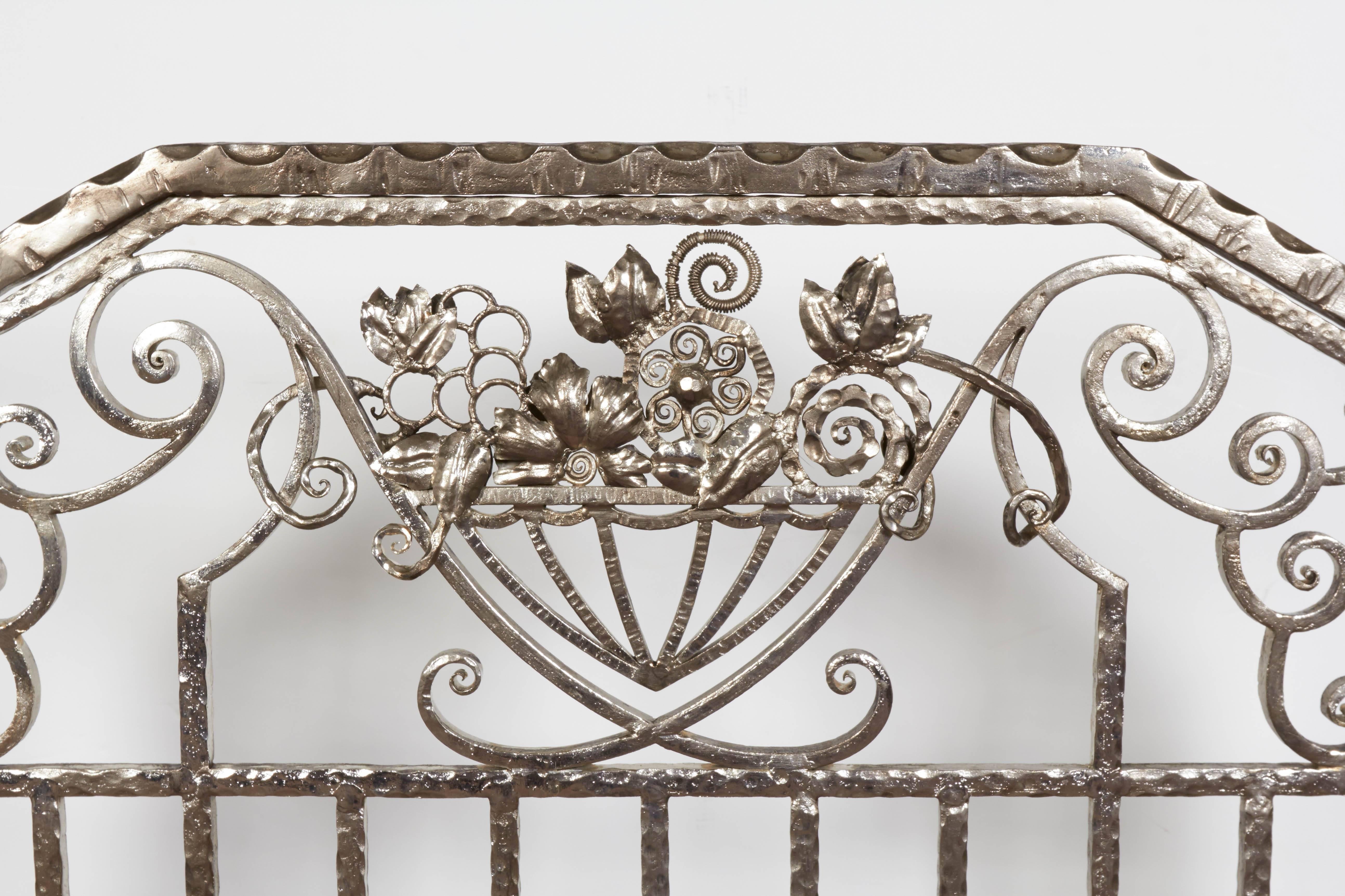 Belgian Pair of Important Art Deco Nickeled Hand-Hammered Iron Fire Screens, Signed For Sale