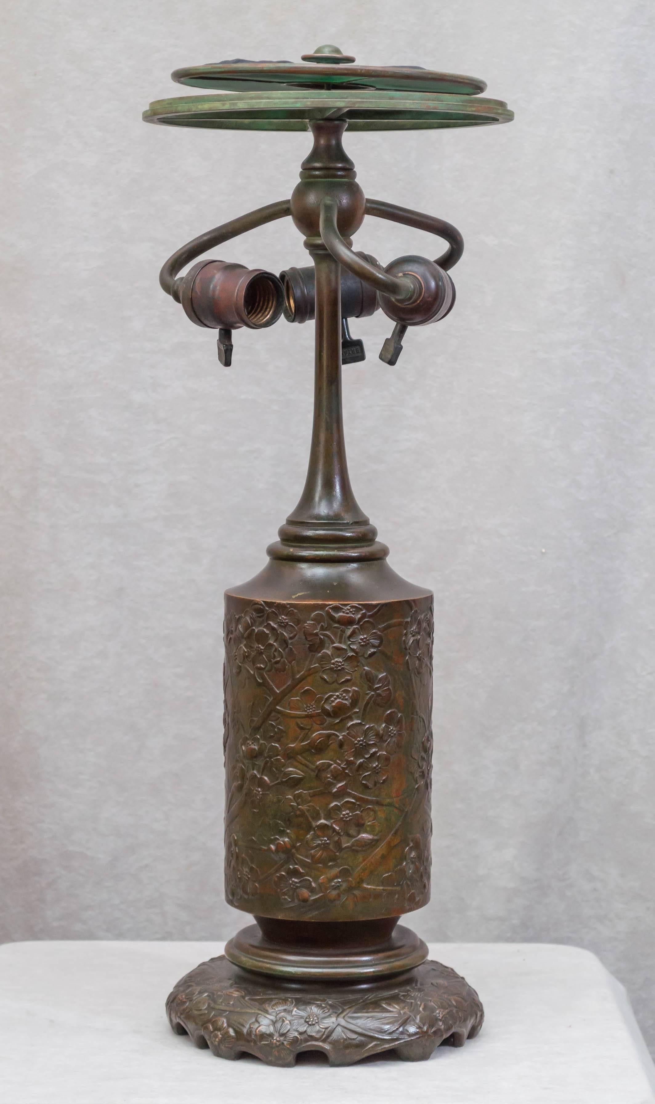 American Tiffany Studios Linenfold Lamp