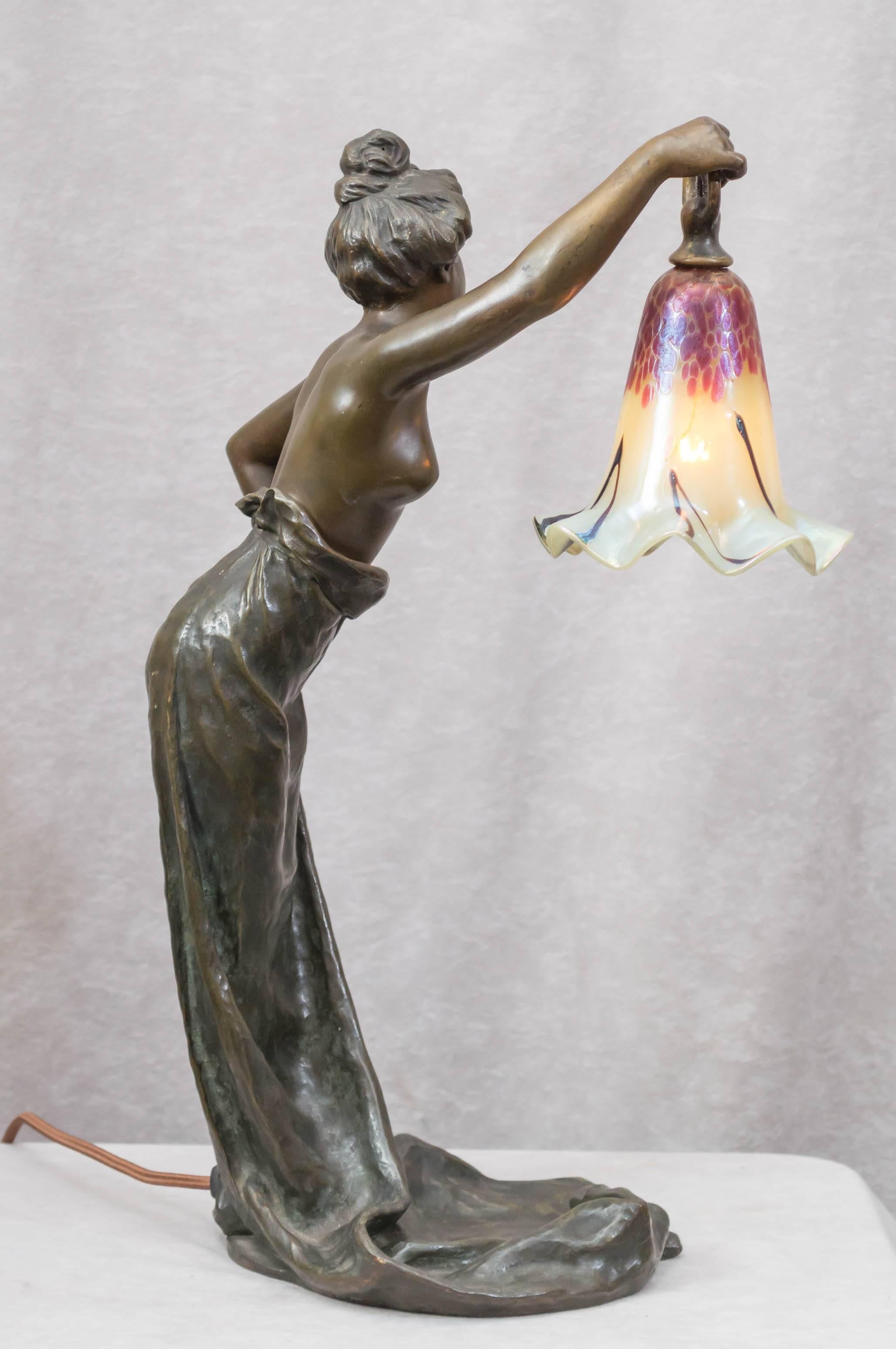 Art Nouveau Bronze Figural Lamp by Villanis 2