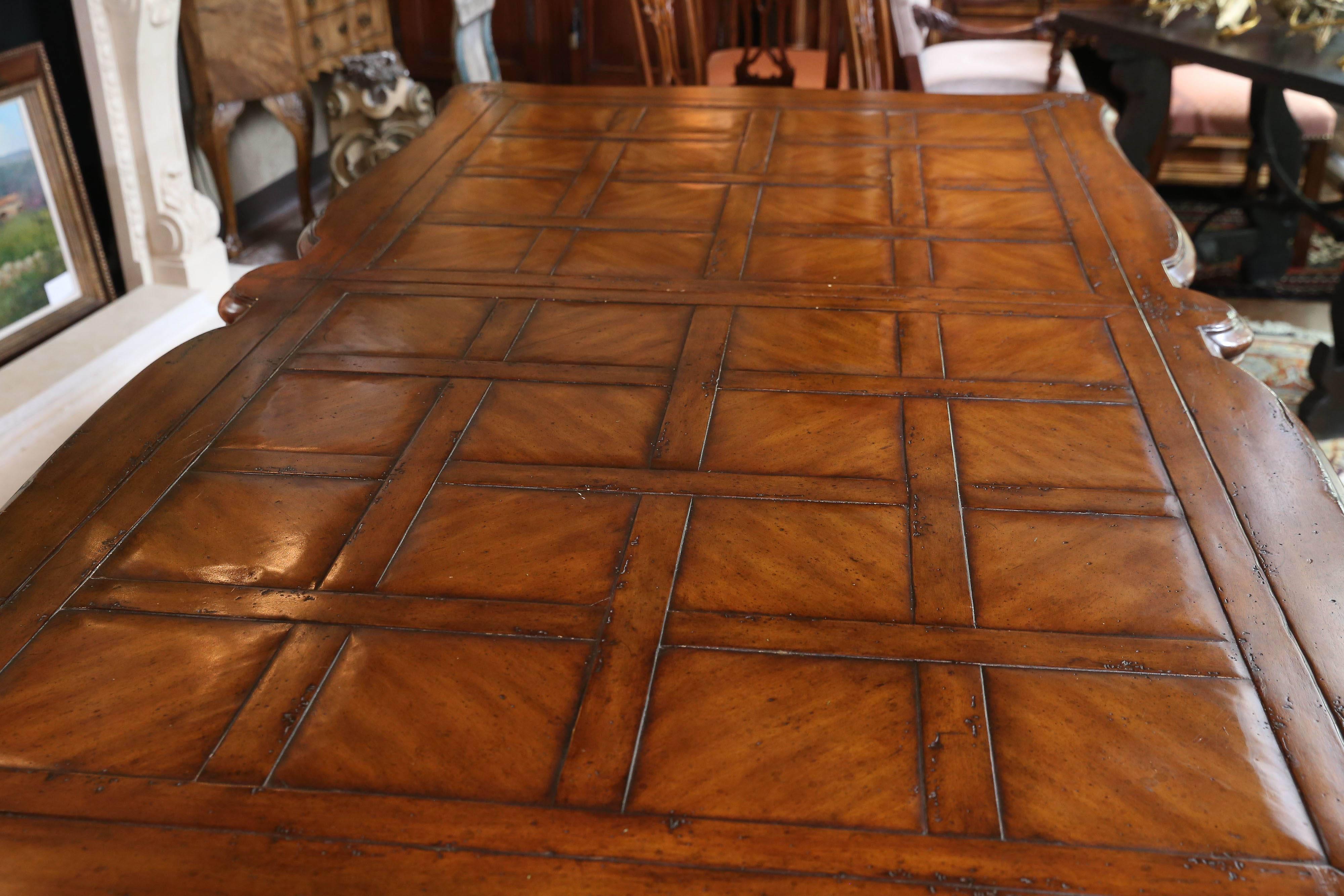 Louis XV Style Dining Table with Large Curved Leg and Shaped Top, Walnut Finish 1