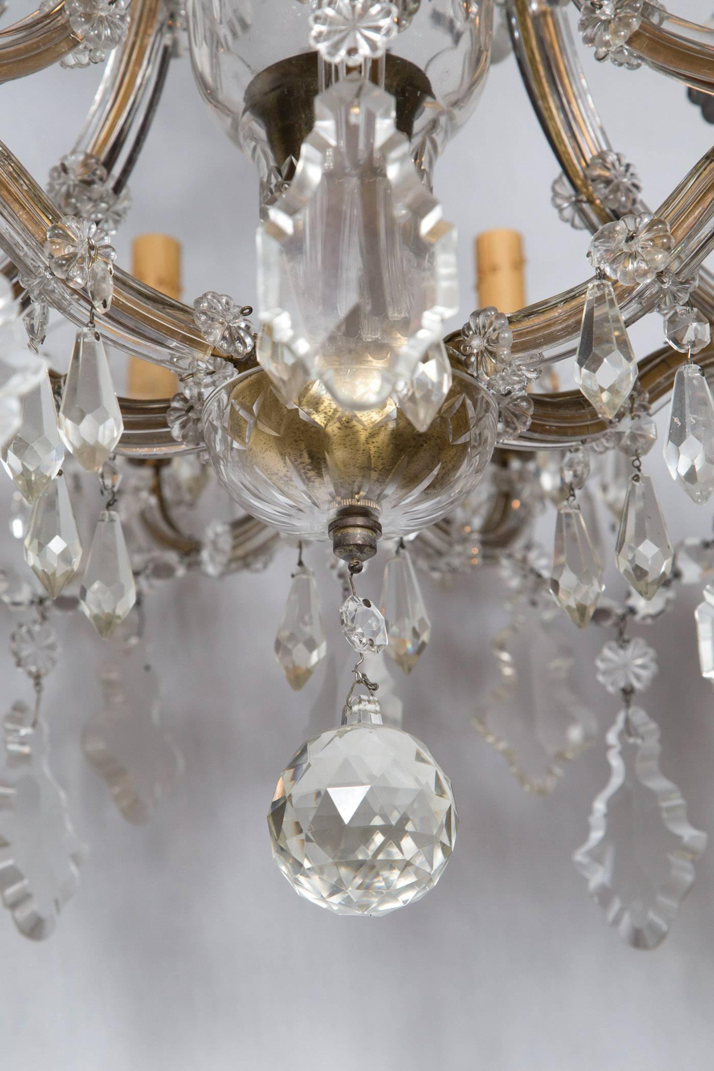 Louis XV Style Chandelier In Excellent Condition For Sale In Woodbury, CT