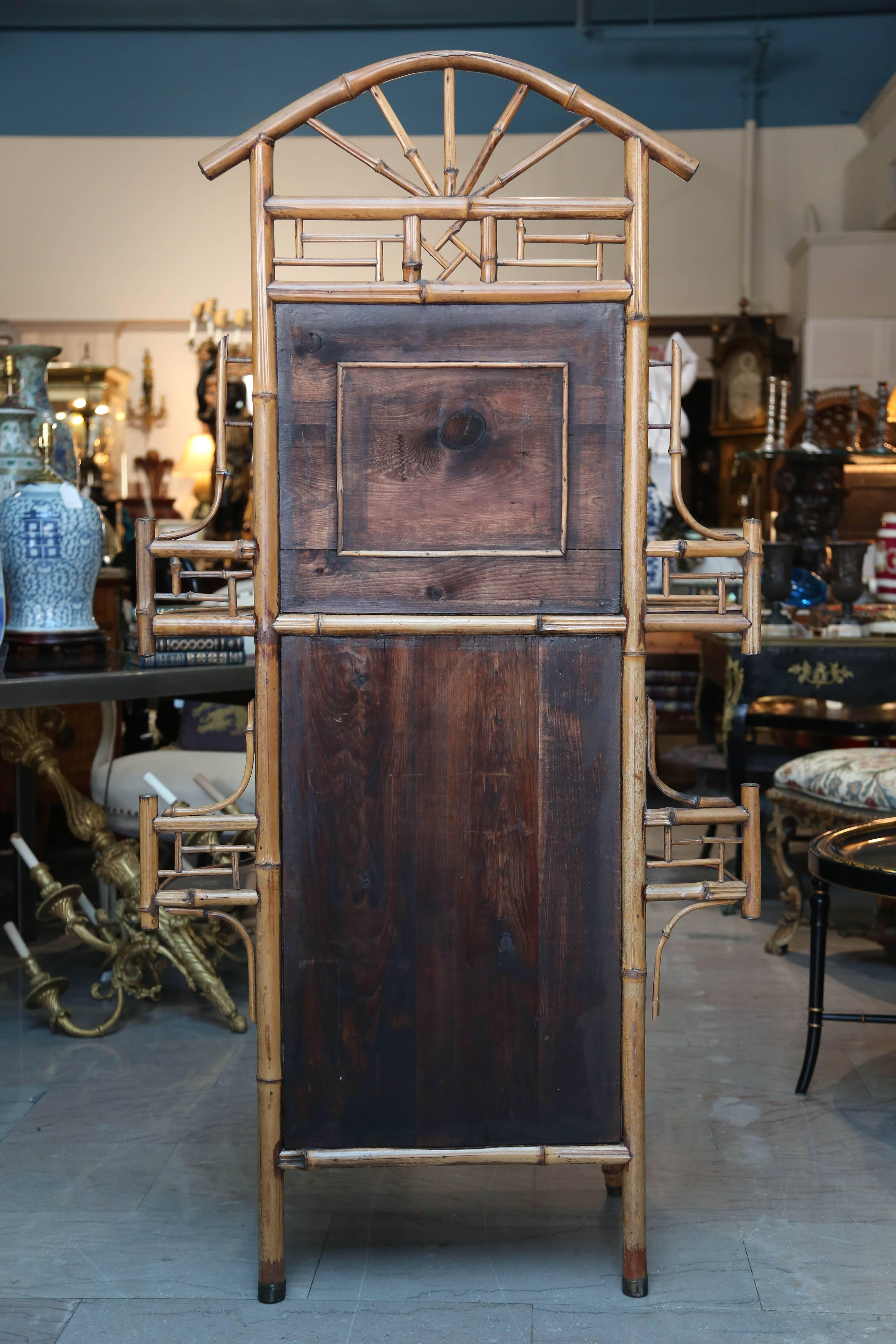 Superb Signed English Chinoiserie Bamboo Cabinet In Good Condition In West Palm Beach, FL