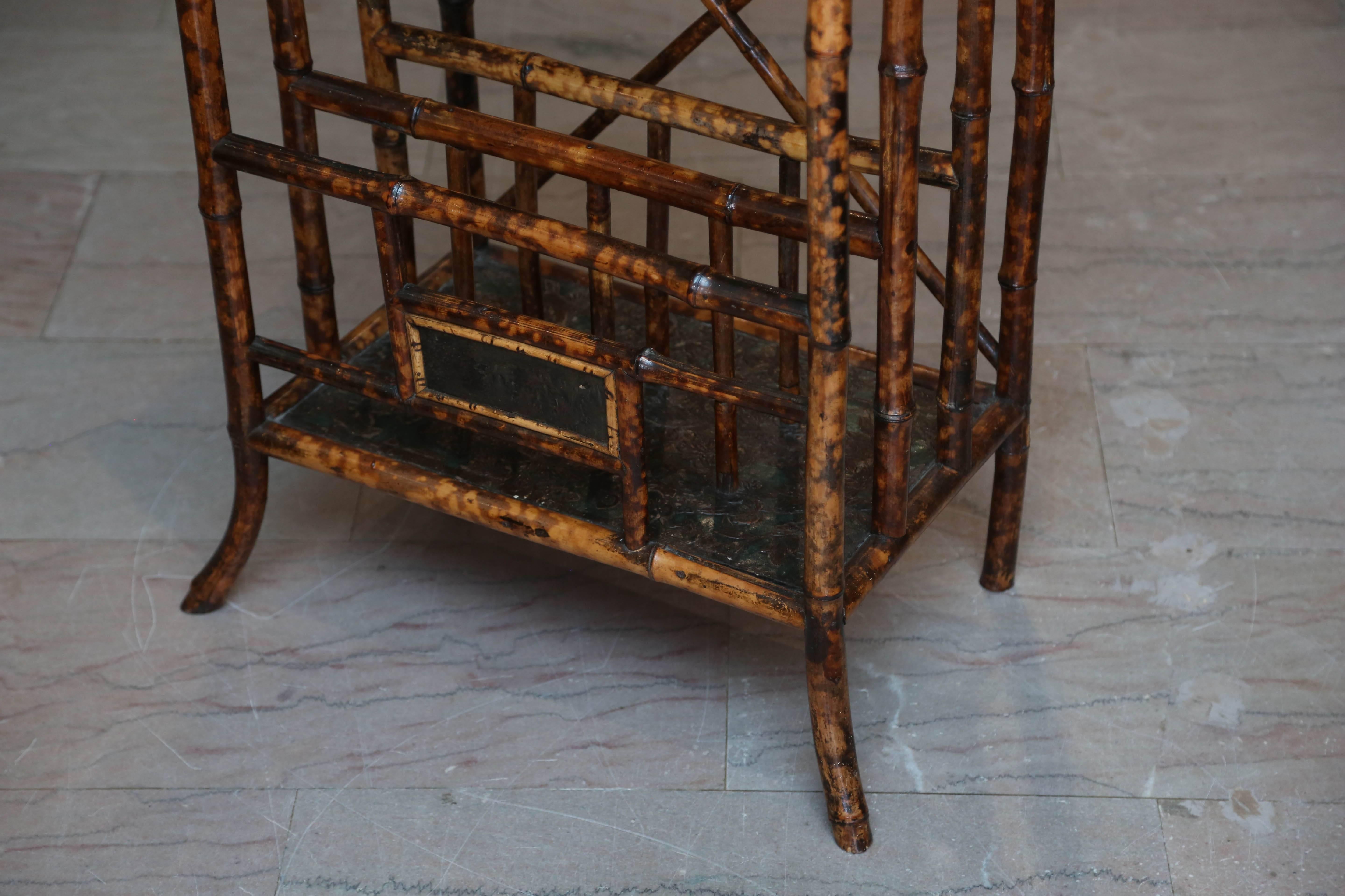 Chinoiserie 19th Century English Bamboo Étagère with Magazine Stand