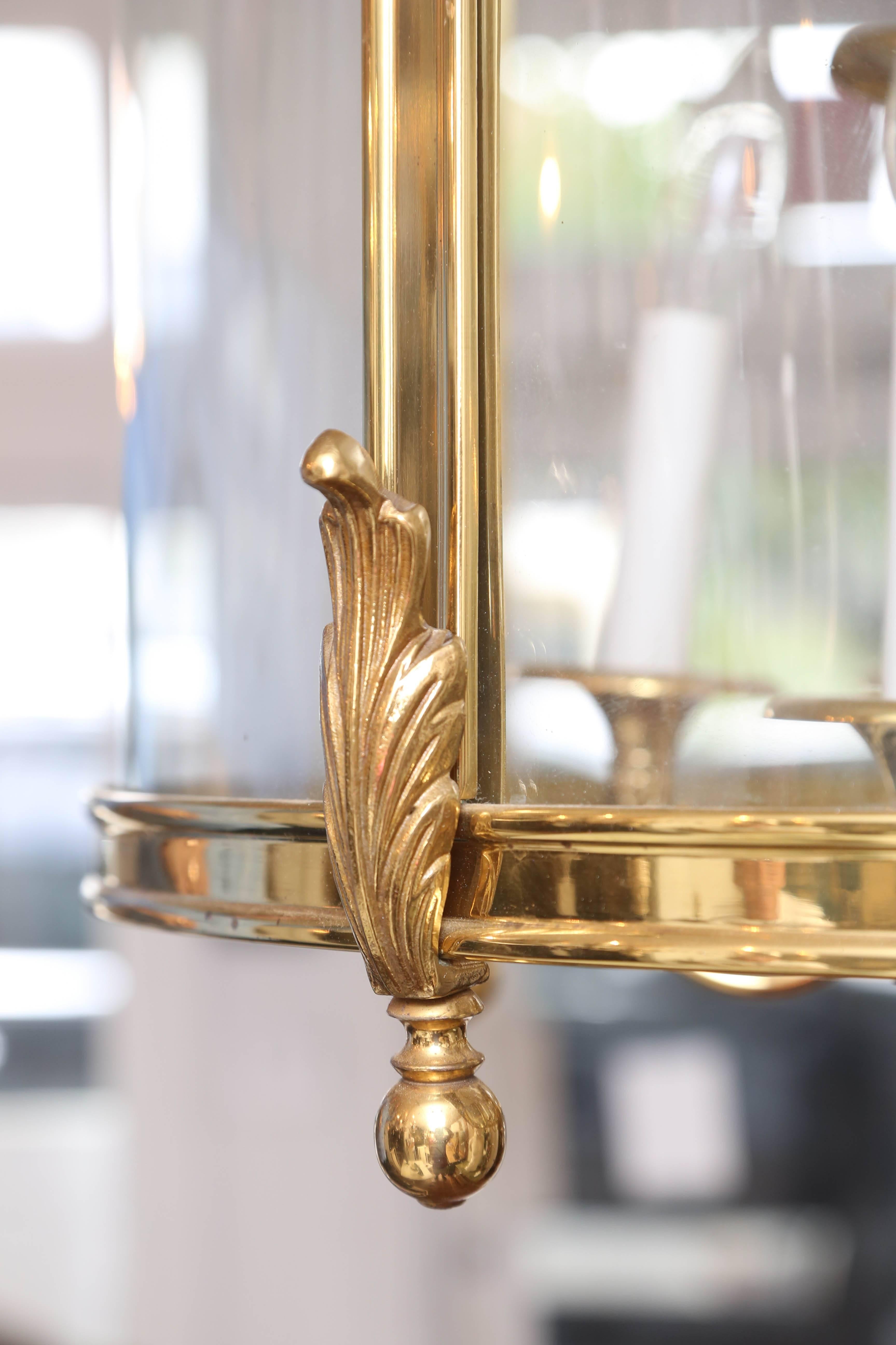 Superb Solid Brass Chandelier Lantern Style In Excellent Condition In West Palm Beach, FL