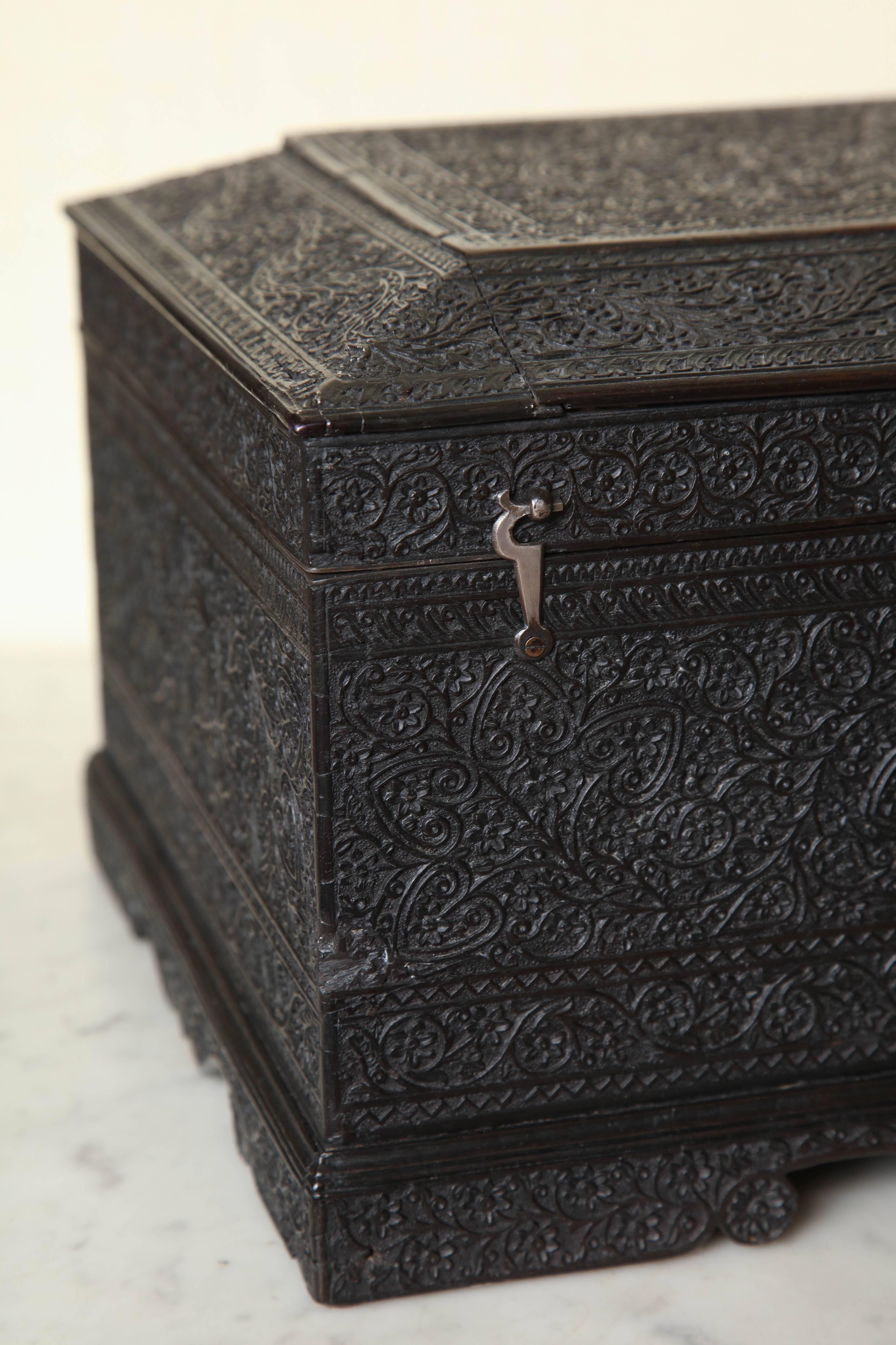 Indian 19th Century Raj, Intricately Carved Hardwood Box For Sale