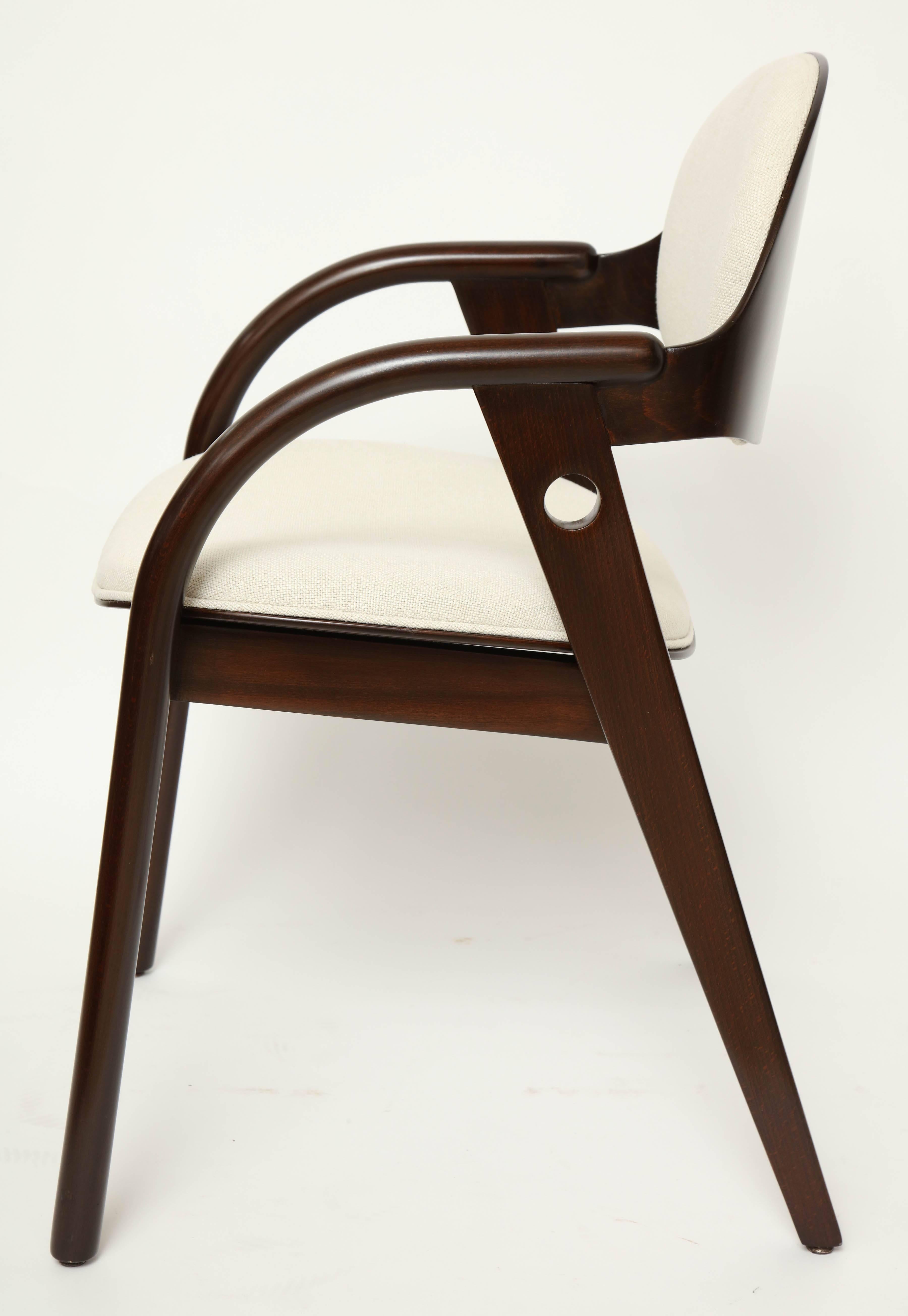 Set of Four Mid-Century Modern Dark Wood Chairs with Upholstered Seats In Excellent Condition For Sale In New York, NY
