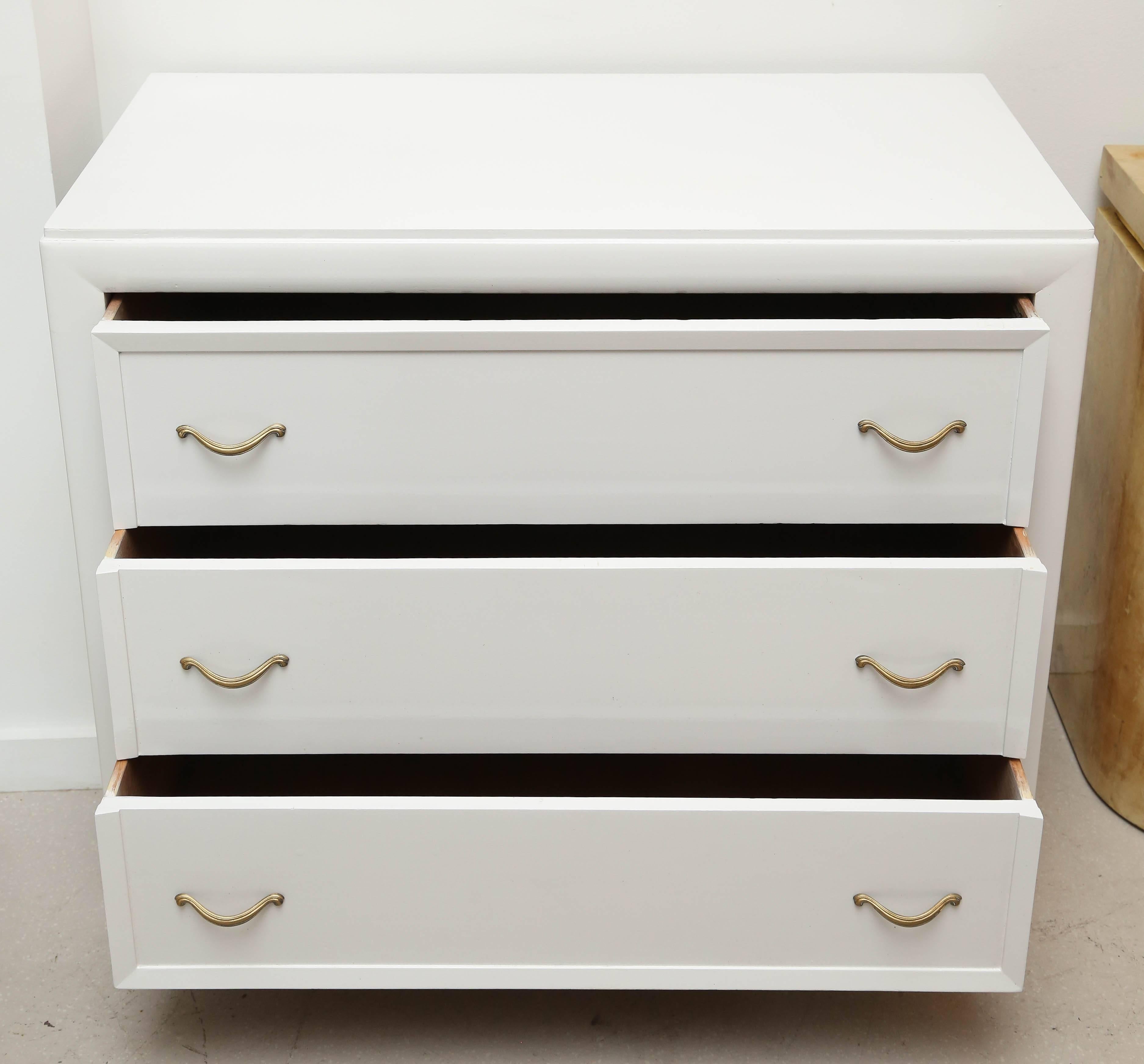 Hollywood Regency Pair of White Lacquered Kittinger Chests