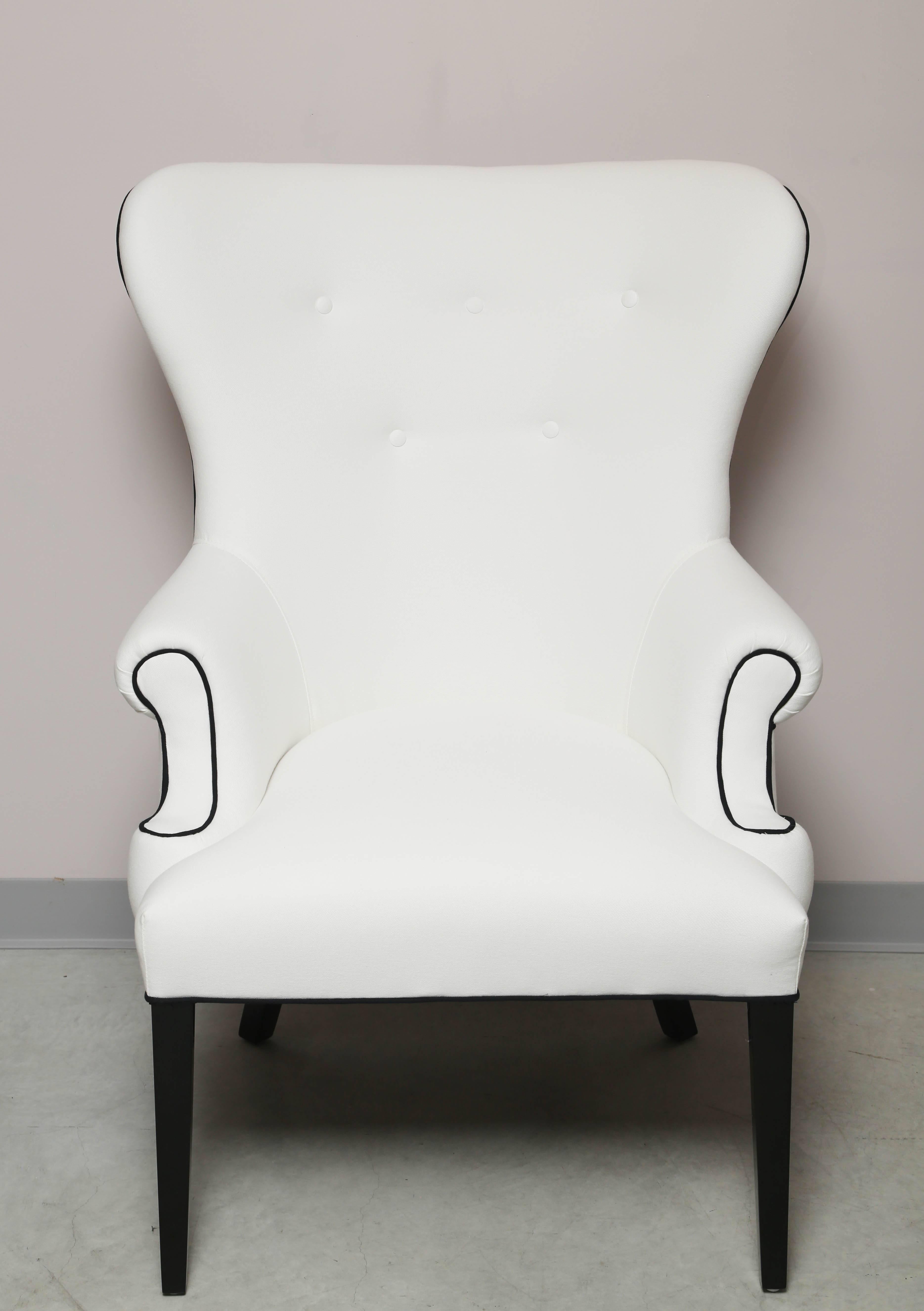 These chairs just out of the upholstery shop, we show them in white, but we can customize your order, including measurements, fabric, etc. piping, color of the legs, piping, nail heads, etc.
Handcrafted in Miami.
details can be customized,4wks