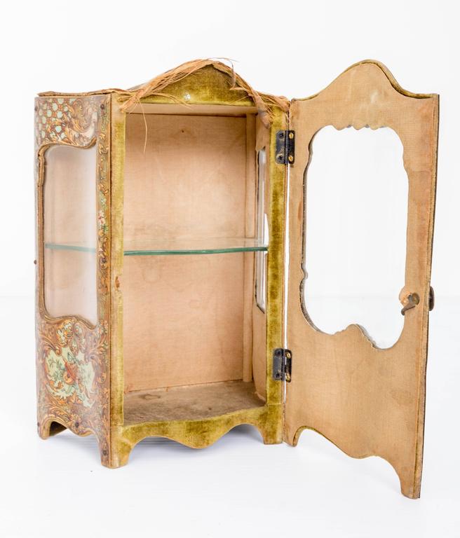 Late 18th Century Miniature Curio For Sale at 1stdibs