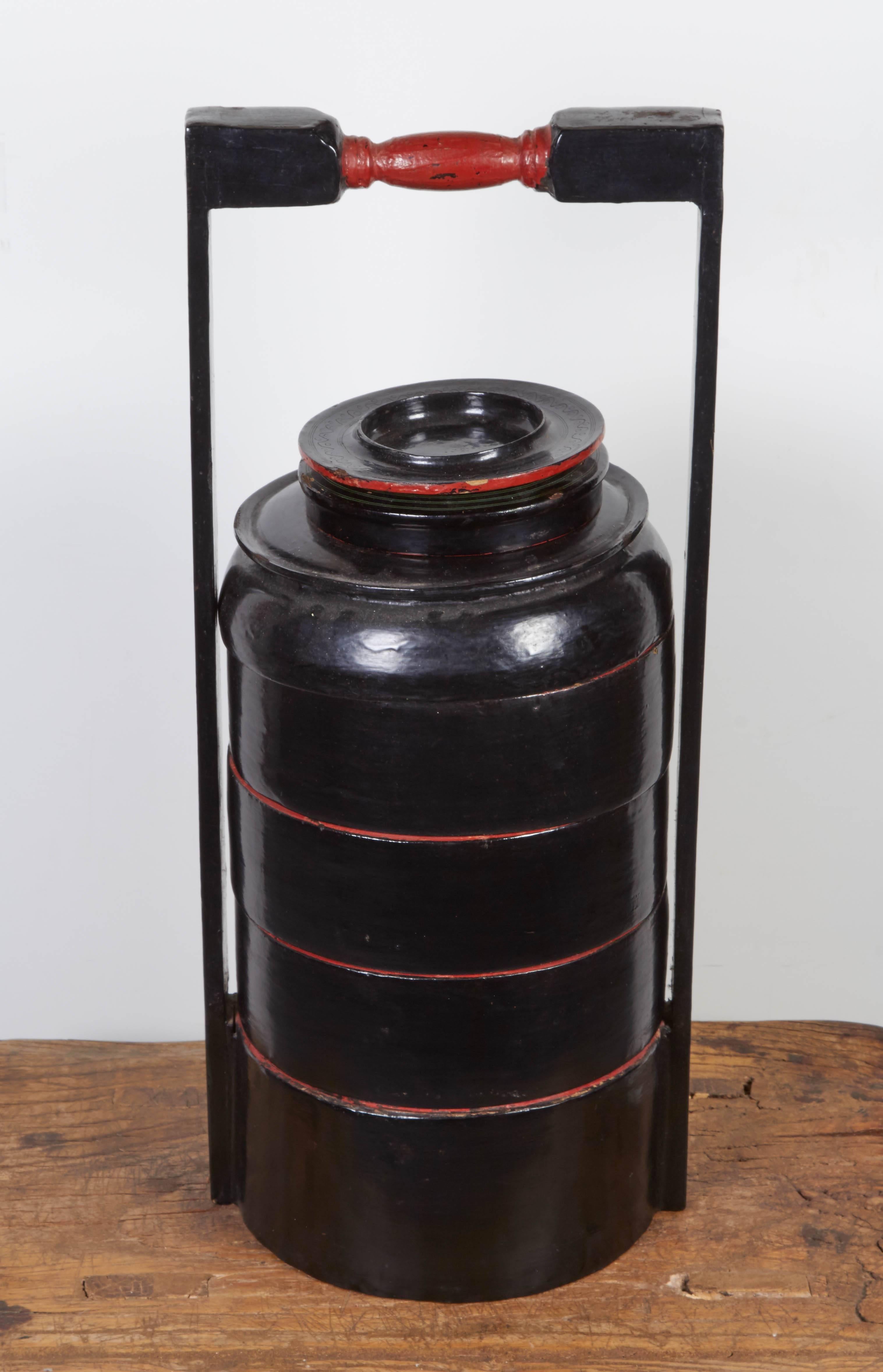 Burmese Lacquer Stacked Food Container In Excellent Condition In New York, NY