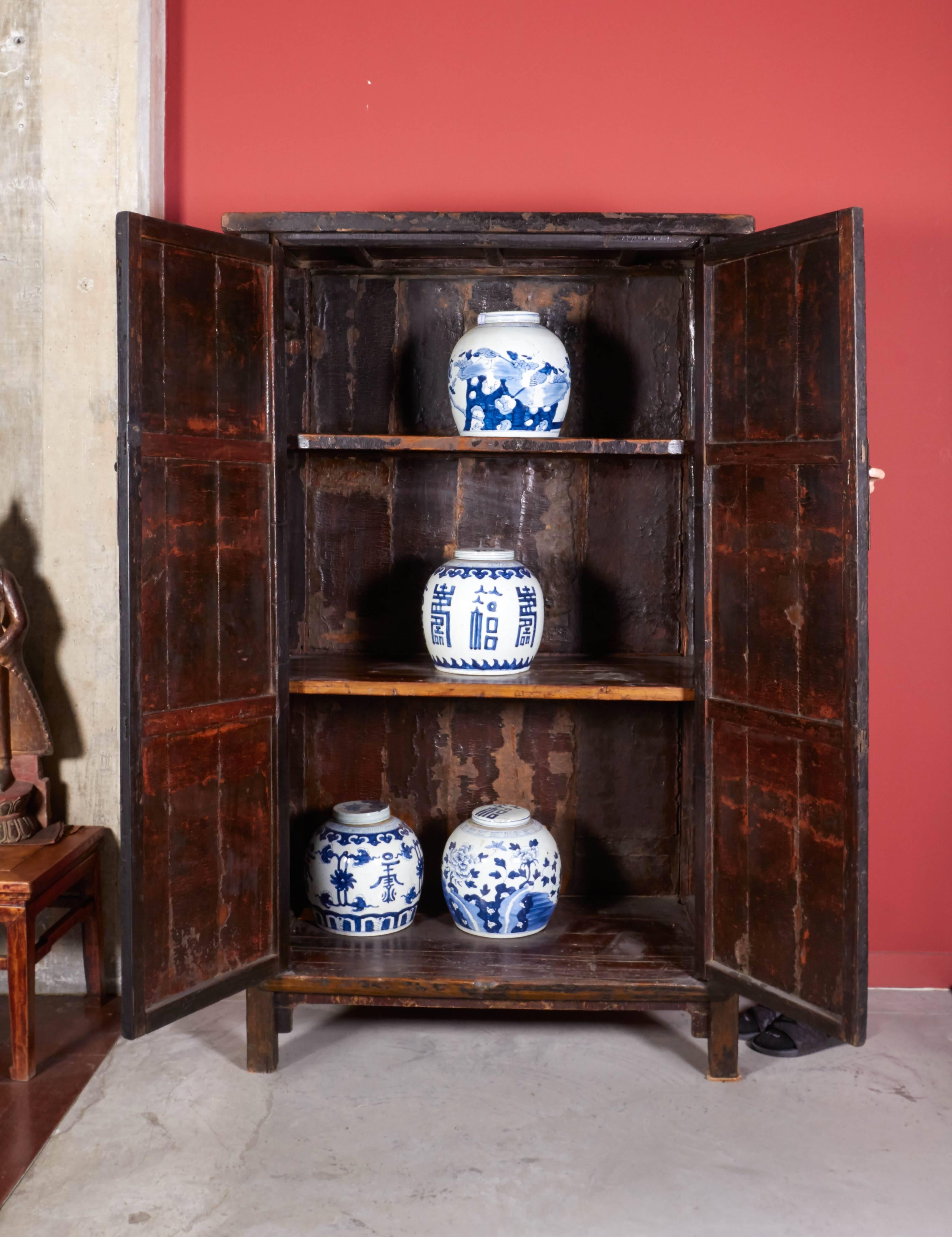 Fabulous Early 19th Century Cabinet with Original Thick Lacquer 3