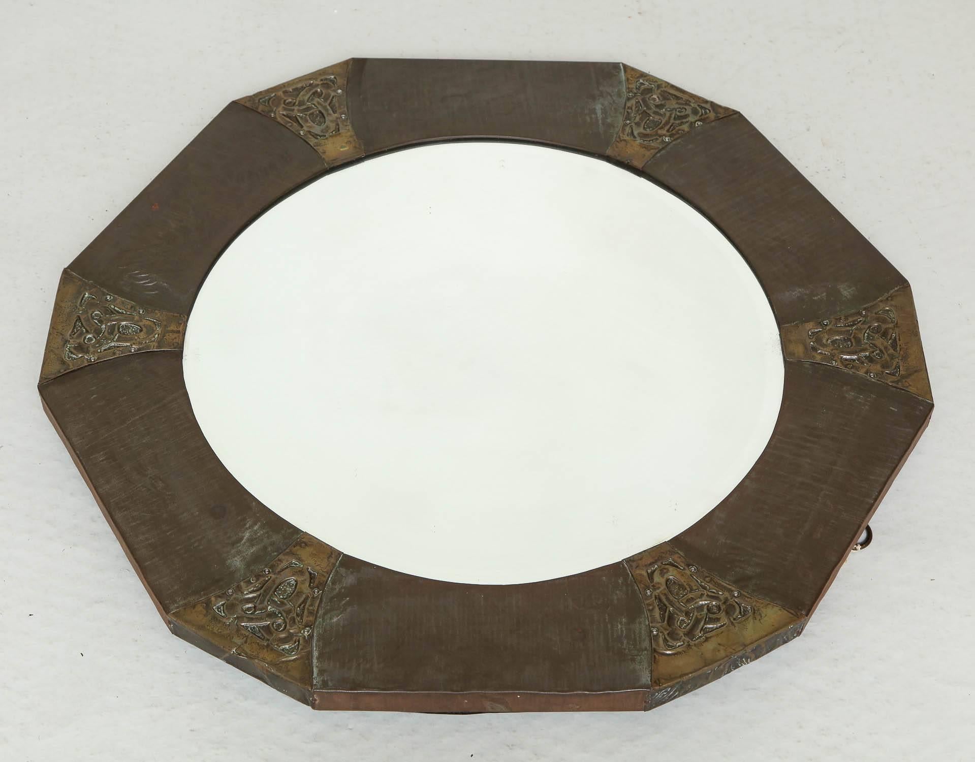 English Arts & Crafts Octagonal Mixed Metal Mirror In Excellent Condition In Greenwich, CT