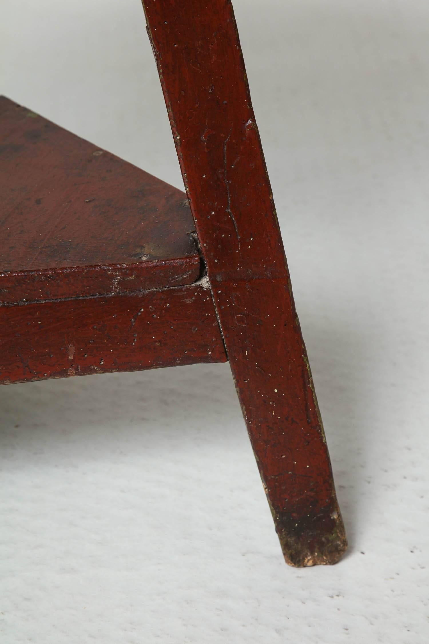 Early 19th Century Diminutive Scrubbed Elm Cricket Table