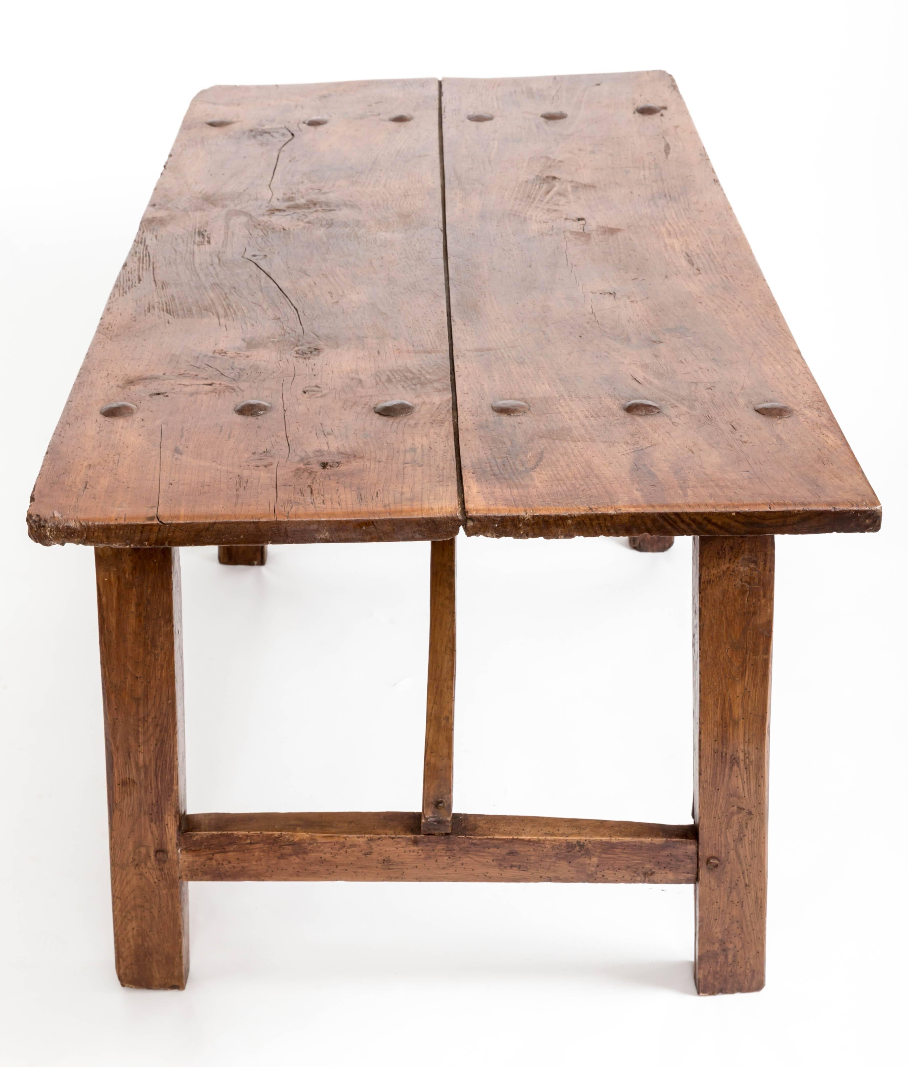 18th Century Portuguese Chestnut Farmhouse Table In Good Condition In East Hampton, NY