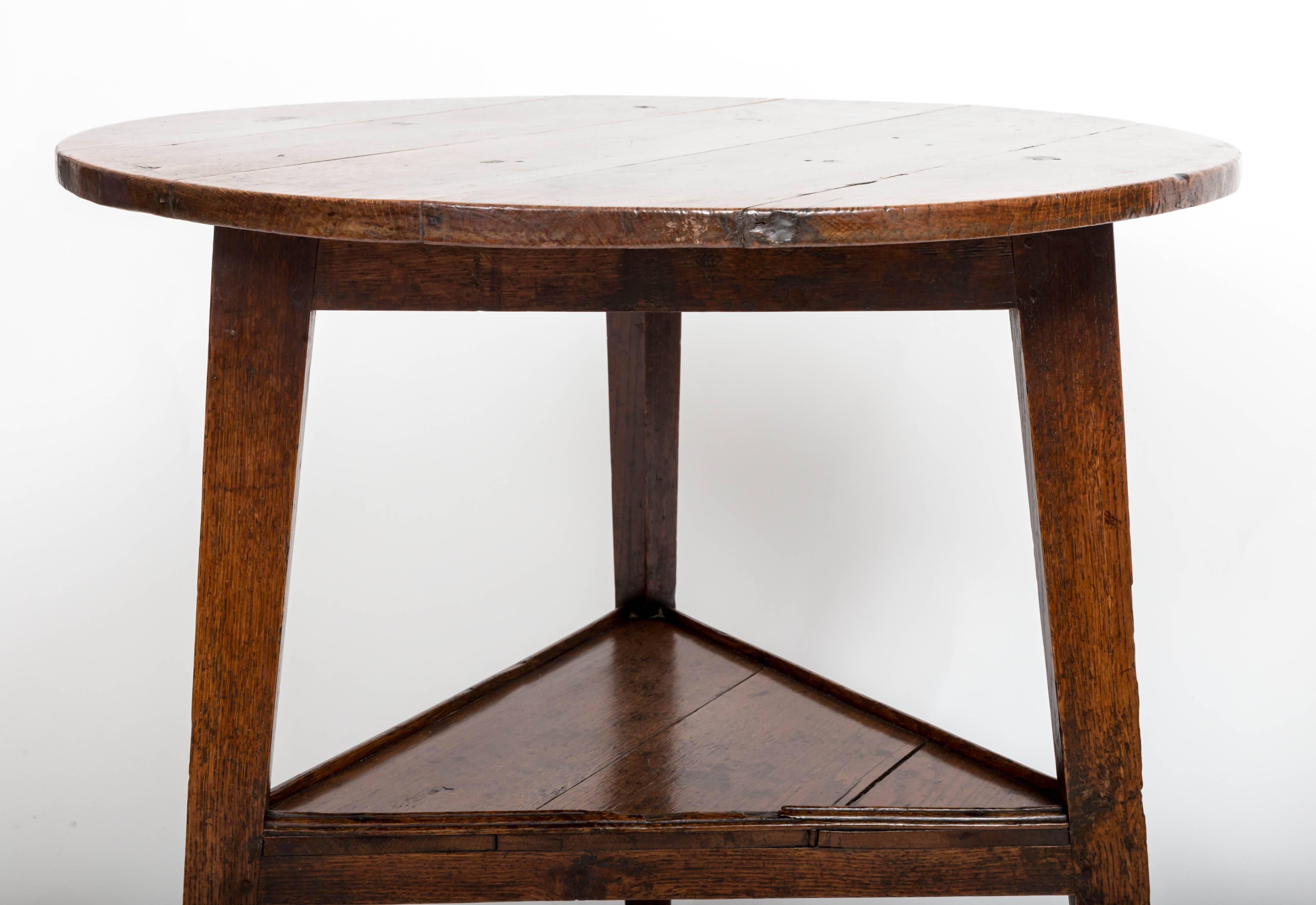 Early 18th Century Oak Cricket Table. England, circa, 1800 4