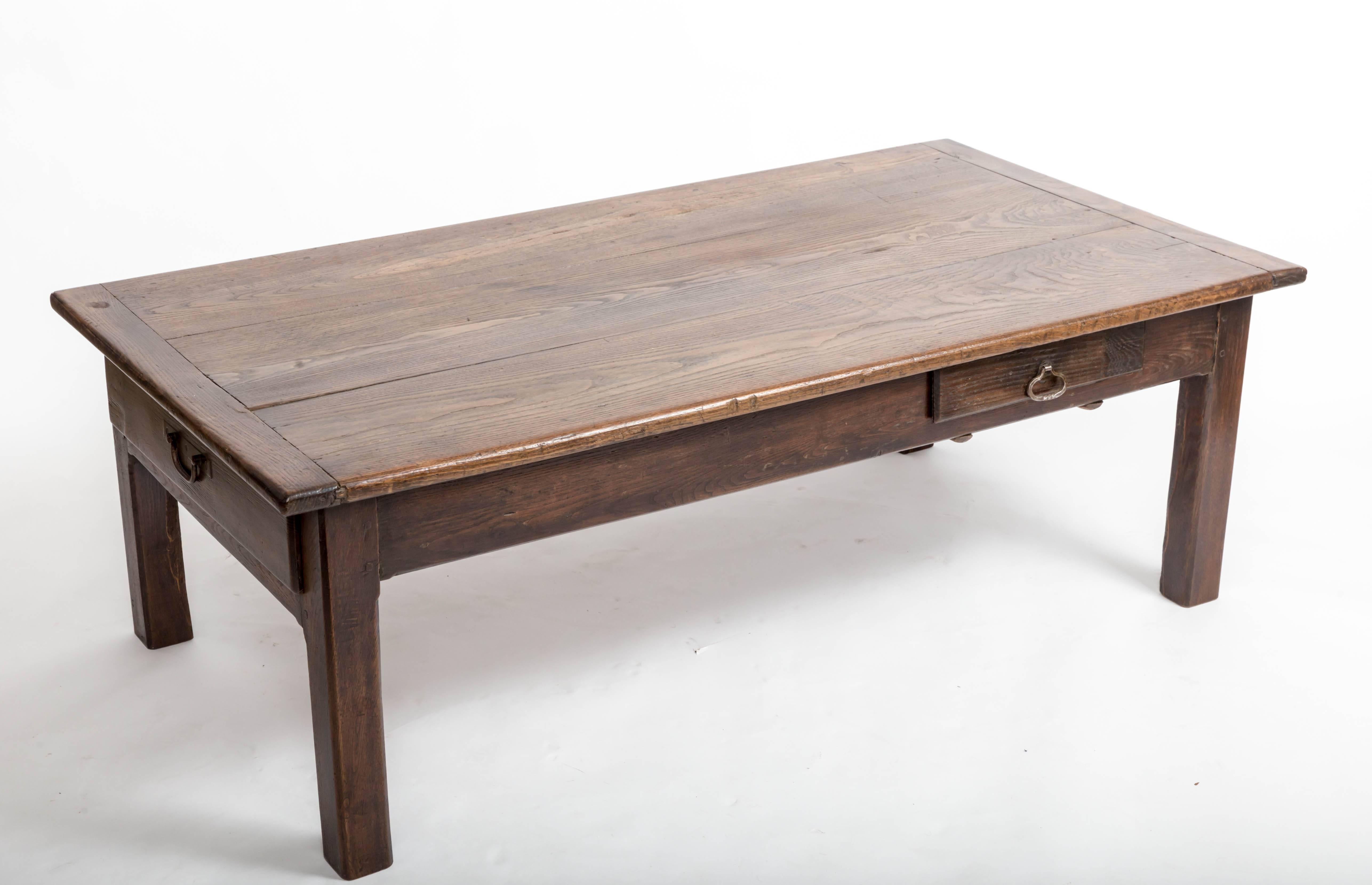 Early 19th Century Chestnut Coffee Table, France, circa 1840 For Sale 1