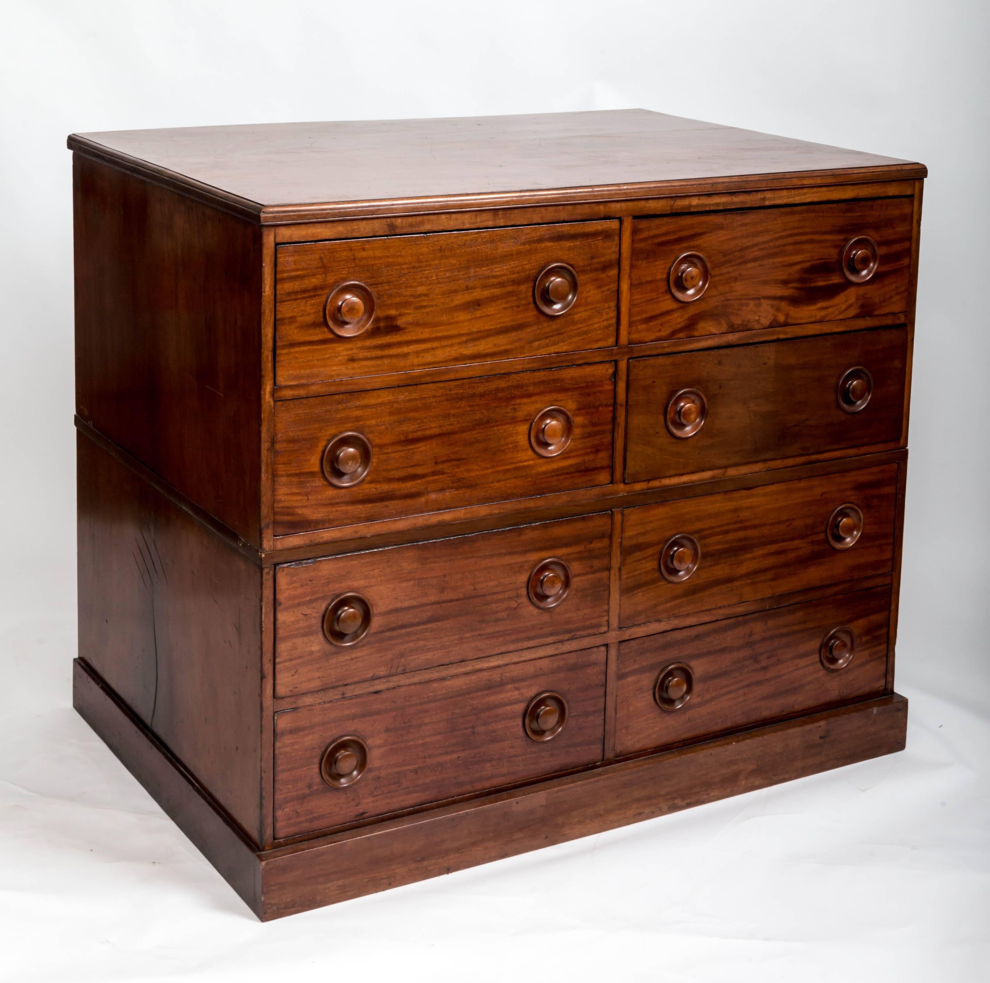 19th Century Mahogany Chest of Drawers, England, circa 1860 In Good Condition For Sale In East Hampton, NY