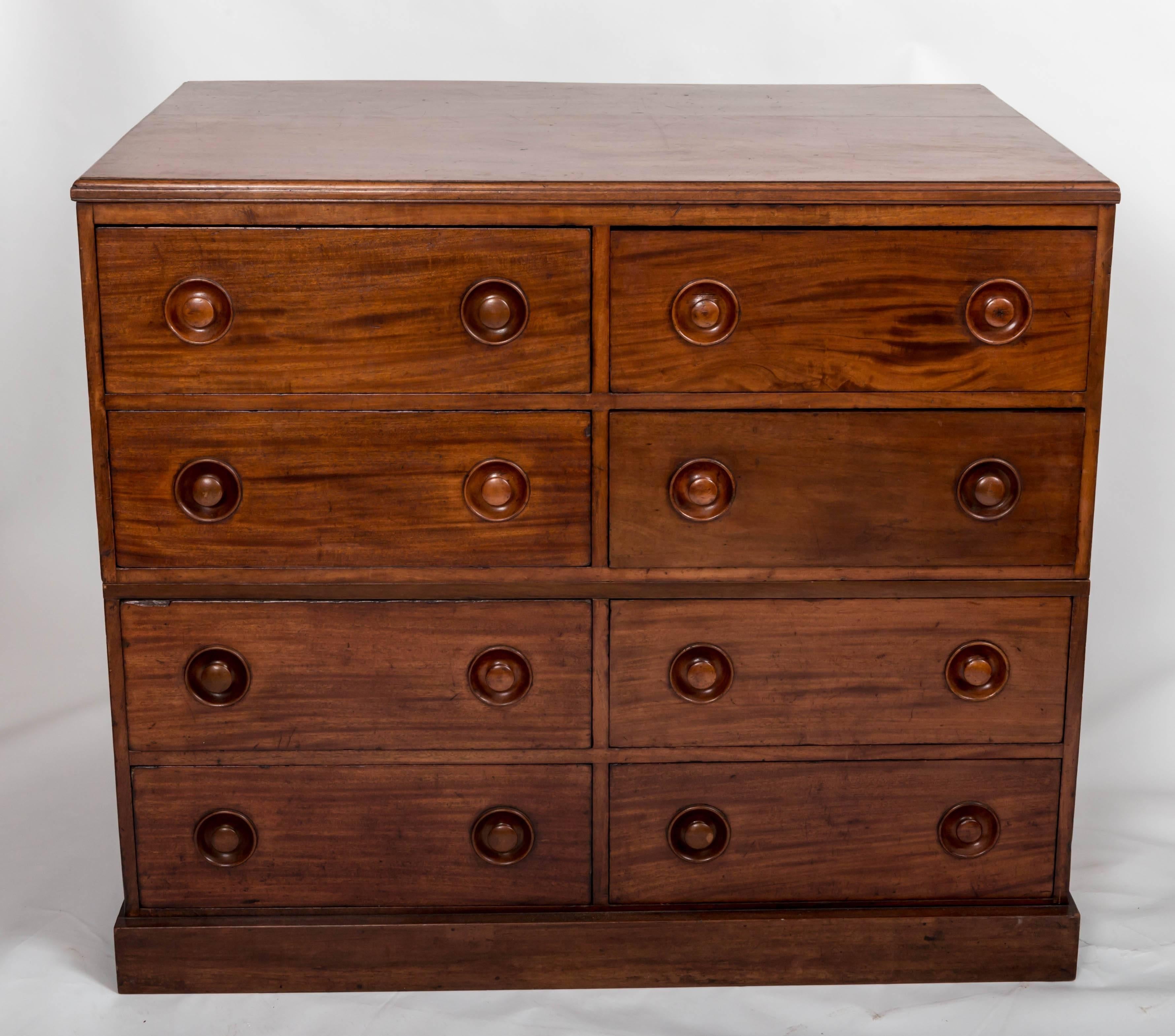 19th Century Mahogany Chest of Drawers, England, circa 1860 For Sale 1