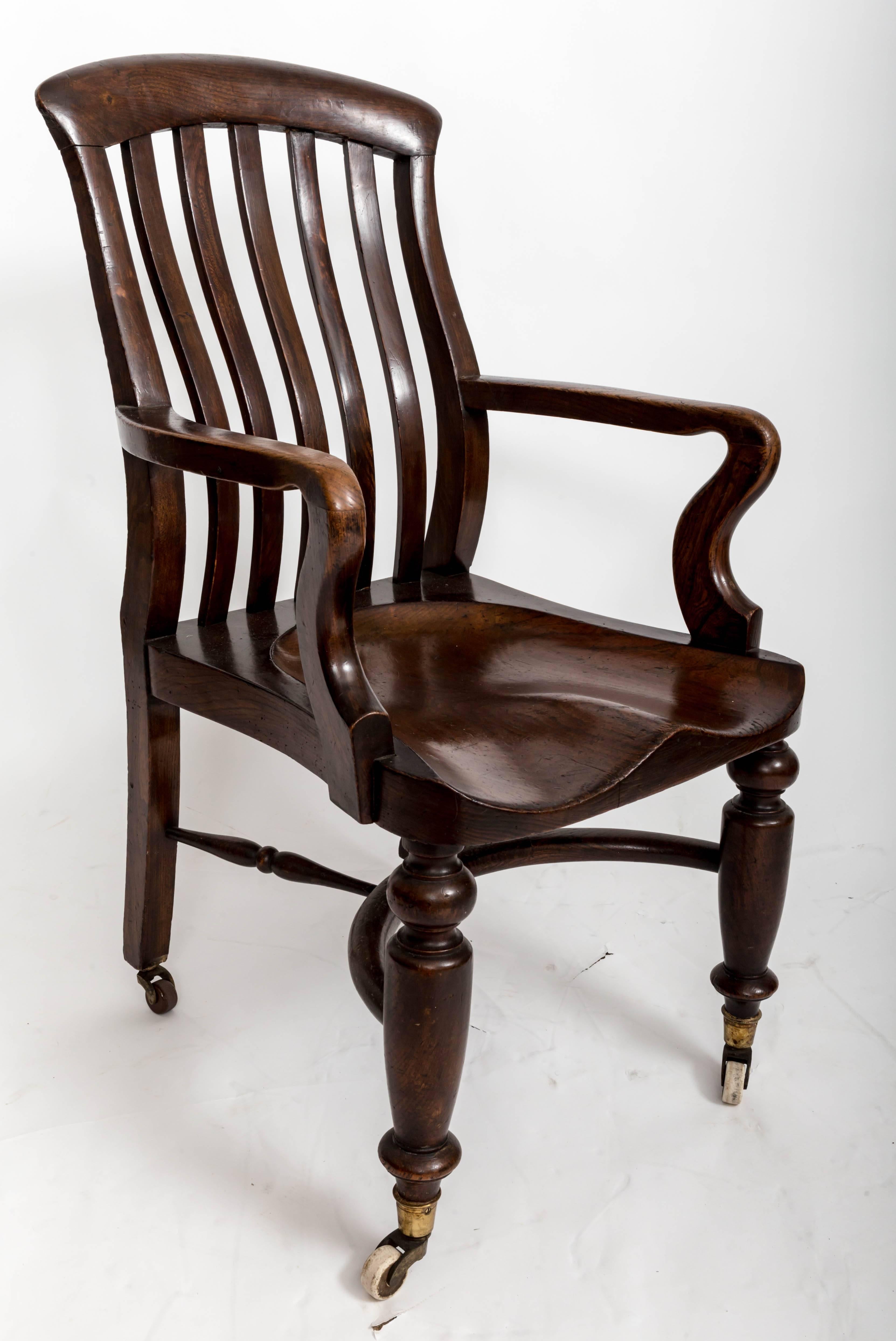 19th Century Elm Desk Chair England, circa 1850 4