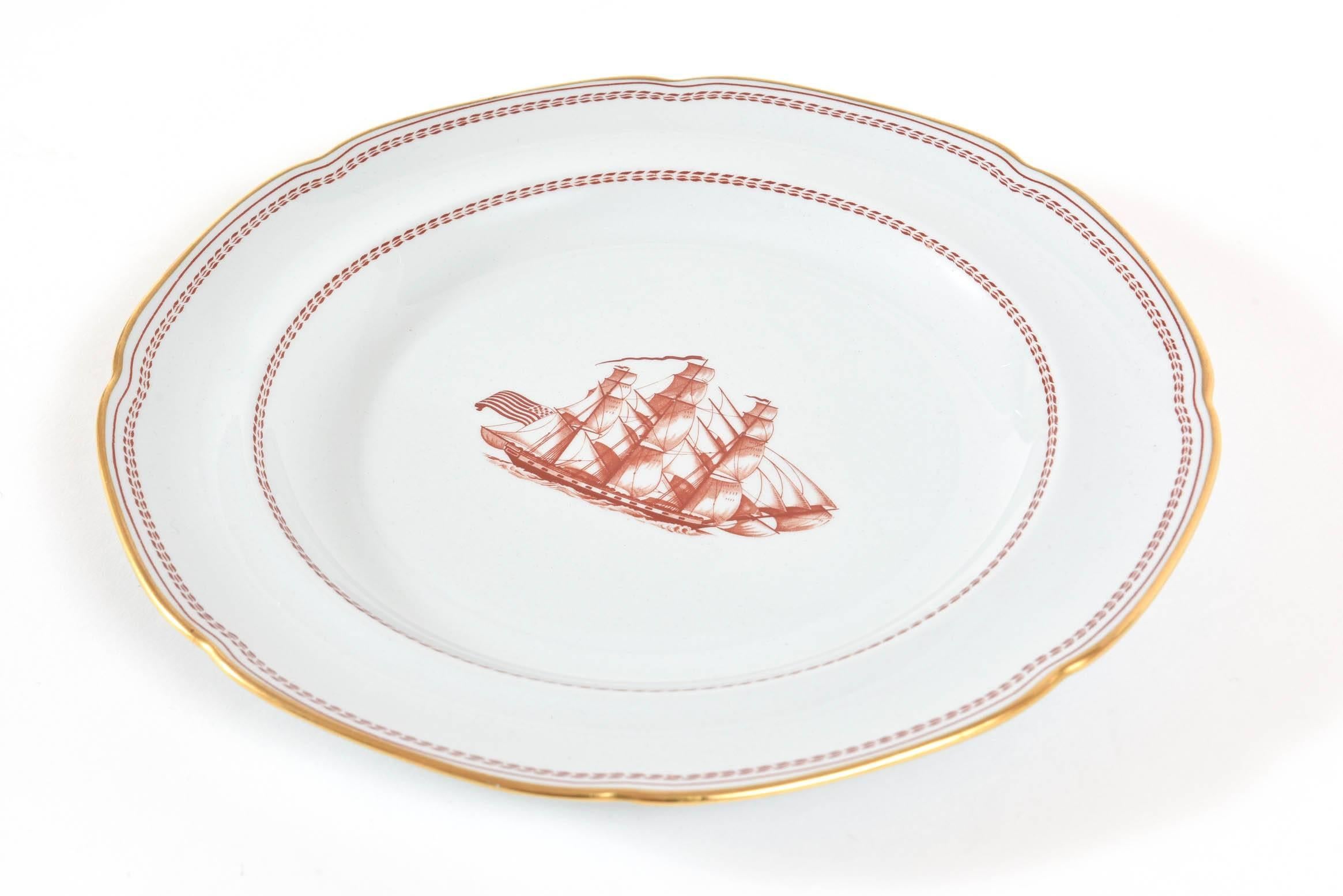 Dinner Plate in Spode Tradewinds in Red, Gold Trimmed, Vintage, circa 1960s In Good Condition In West Palm Beach, FL