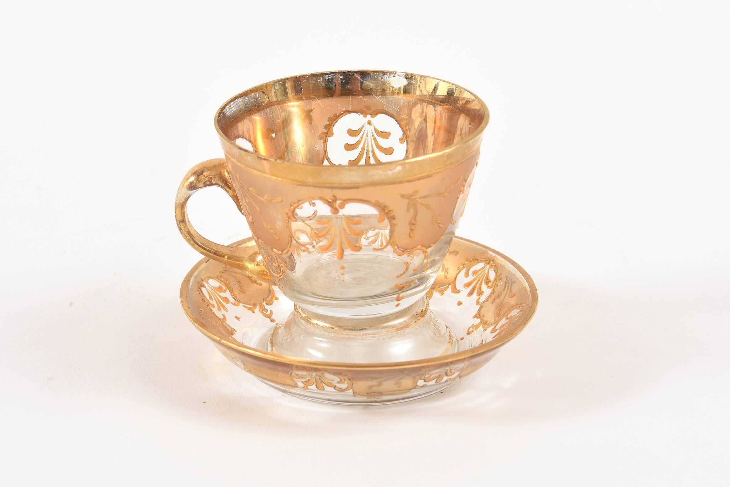 glass tea cups and saucers