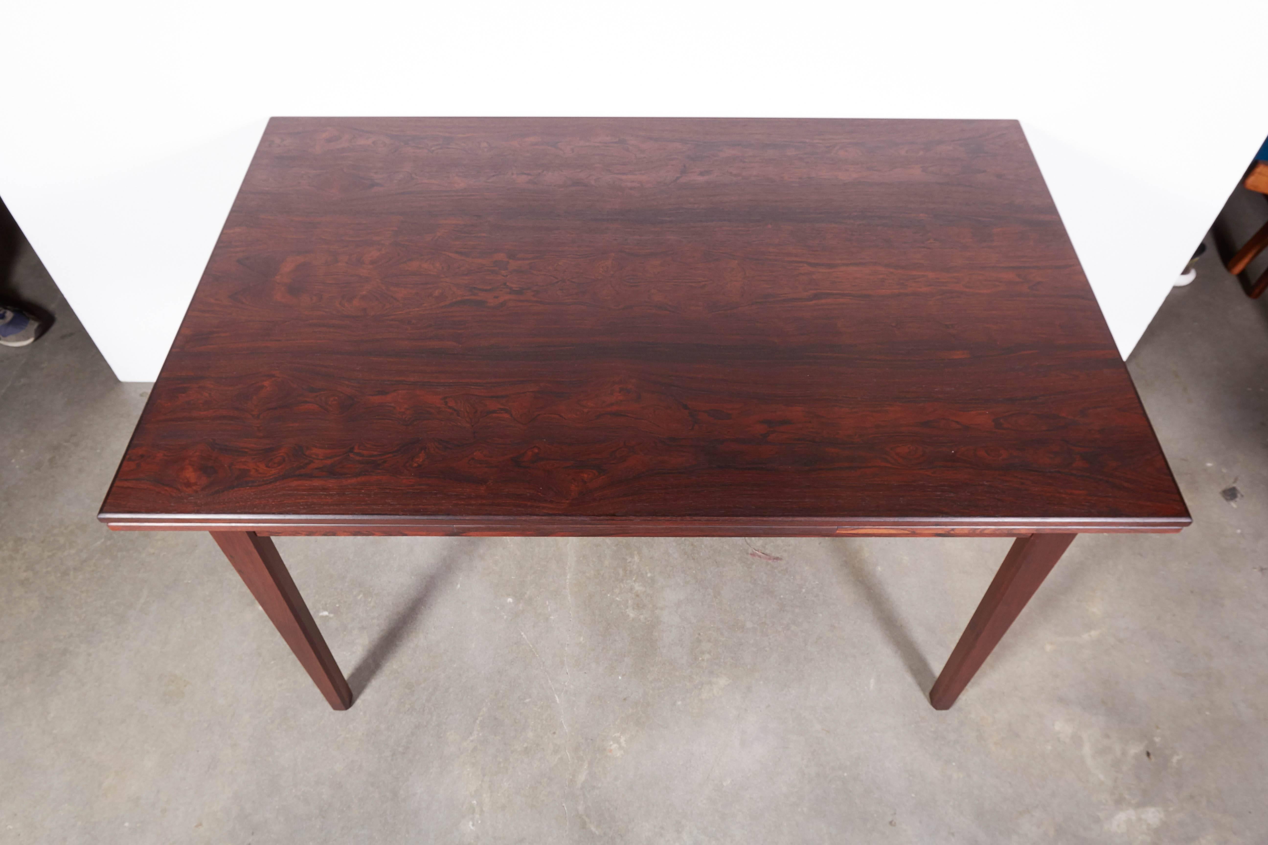 Scandinavian Modern Rosewood Dining Table, Expandable by Sejling Skabe