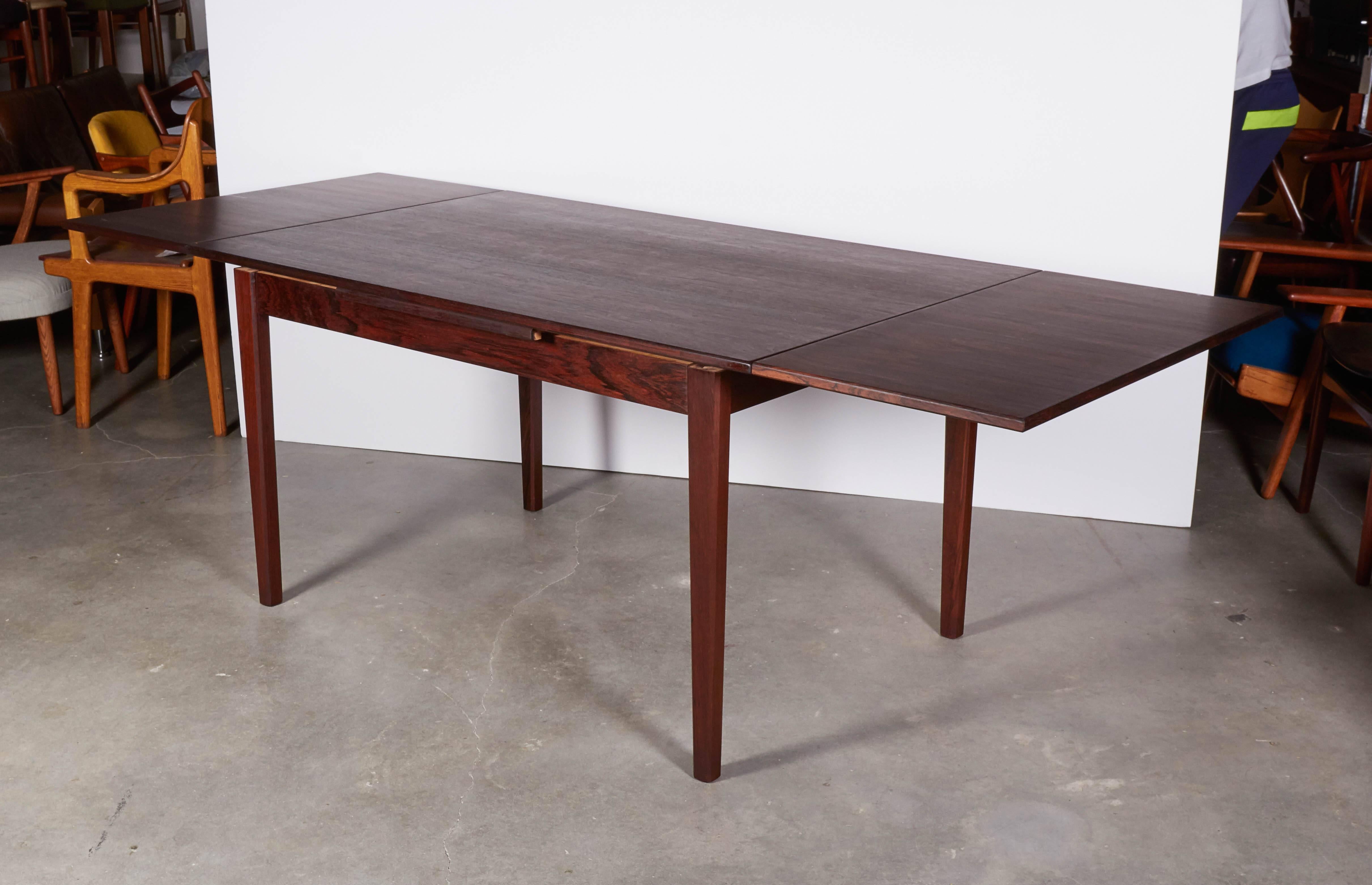 Rosewood Dining Table, Expandable by Sejling Skabe In Excellent Condition In New York, NY