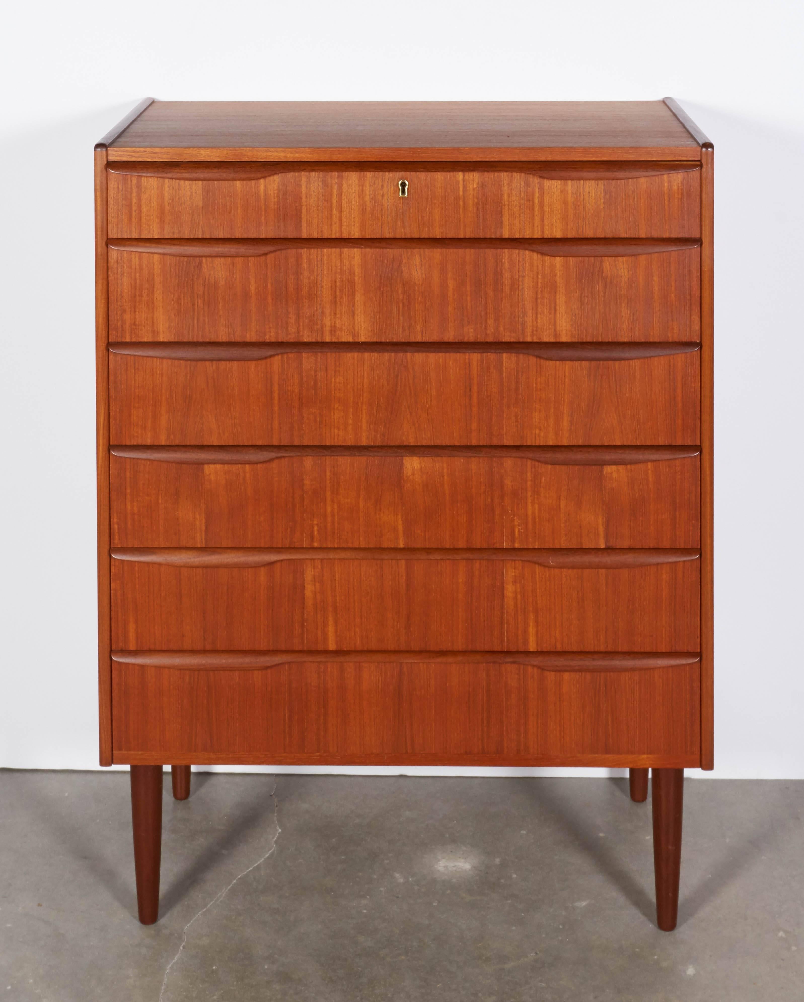 1960s Teak Dresser In Excellent Condition In New York, NY