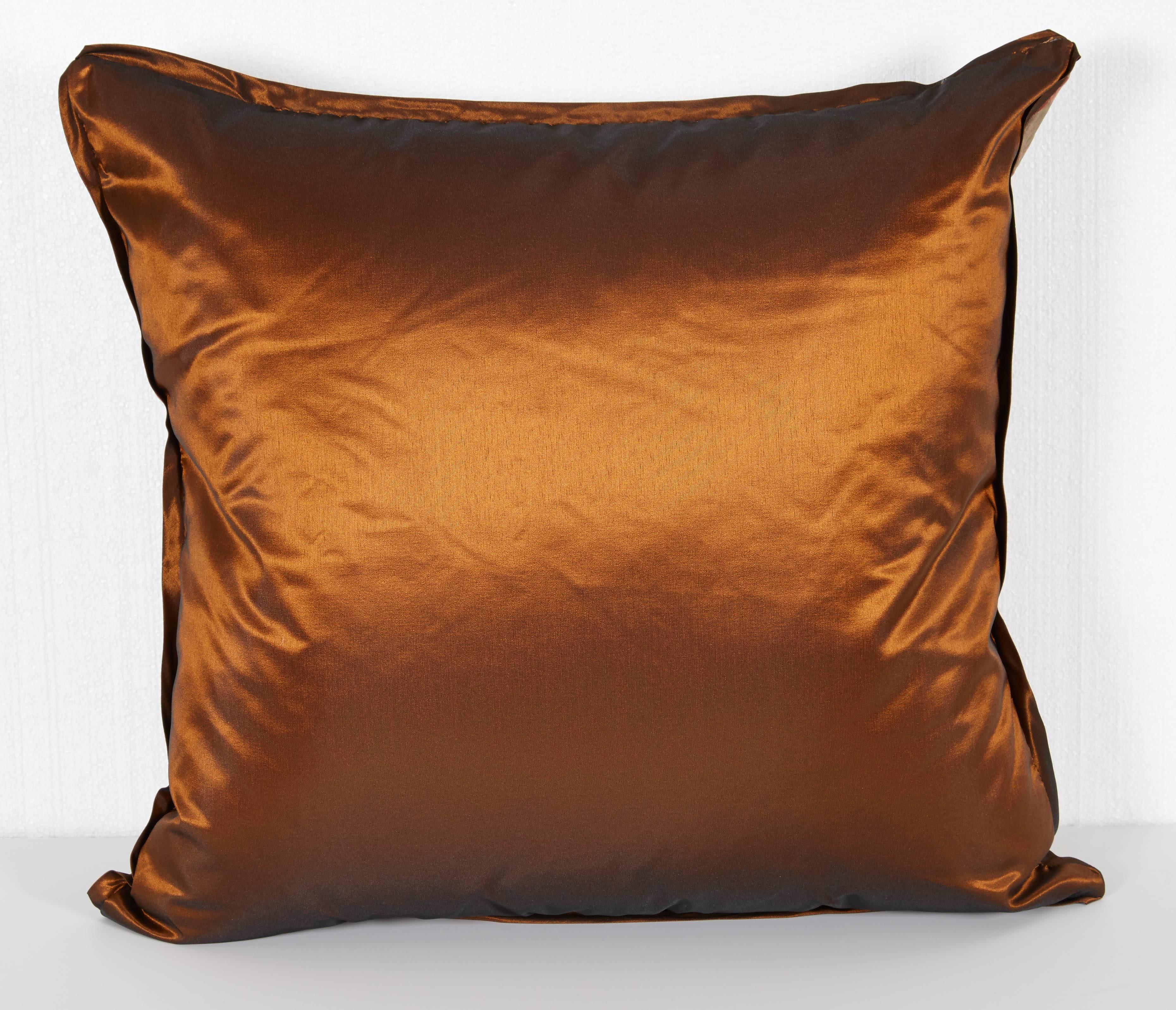 Contemporary Pair of Fortuny Fabric Cushion in the Impero Pattern