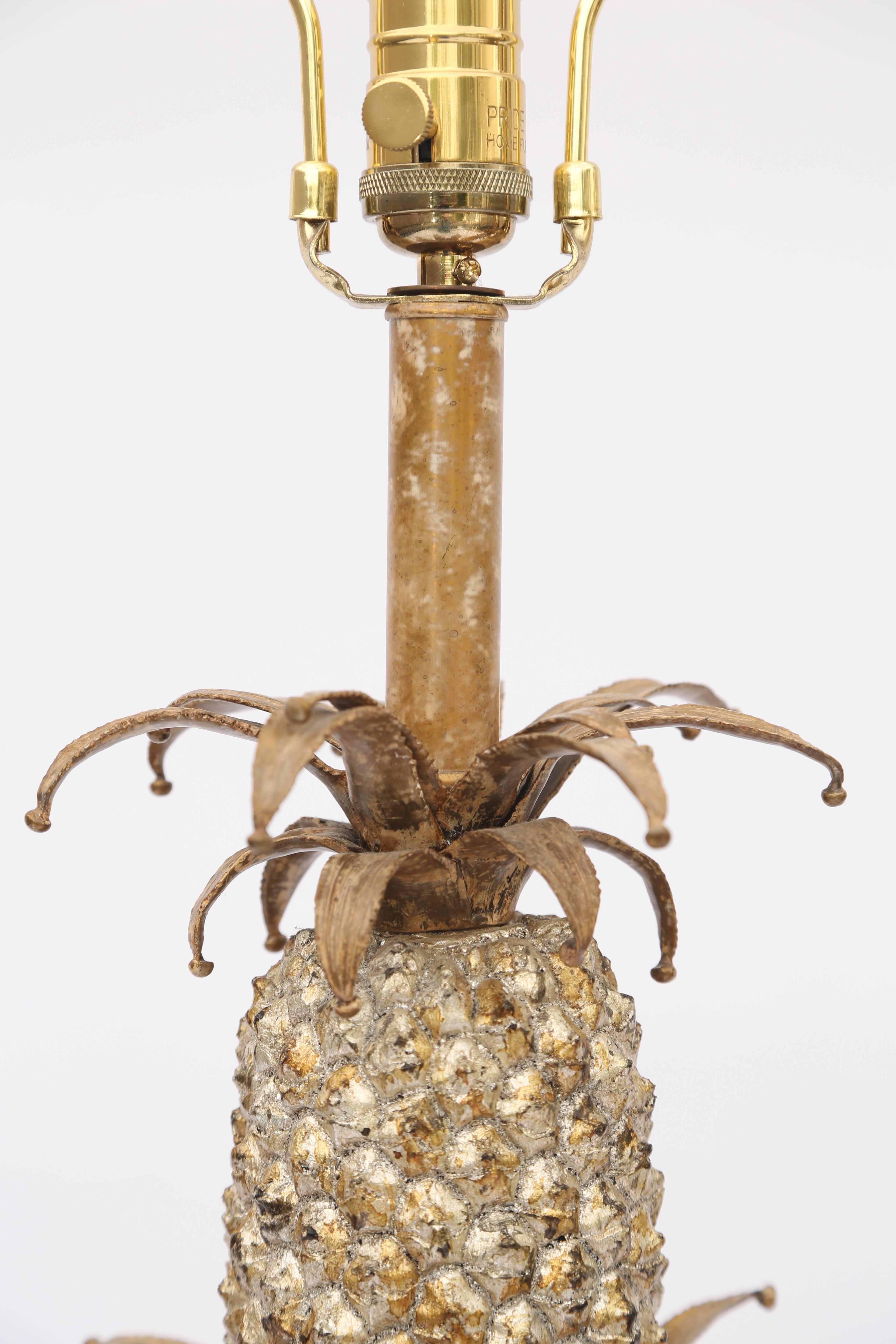 Fin du 20e siècle Paire de lampes de bureau en métal doré en forme d'ananas en vente