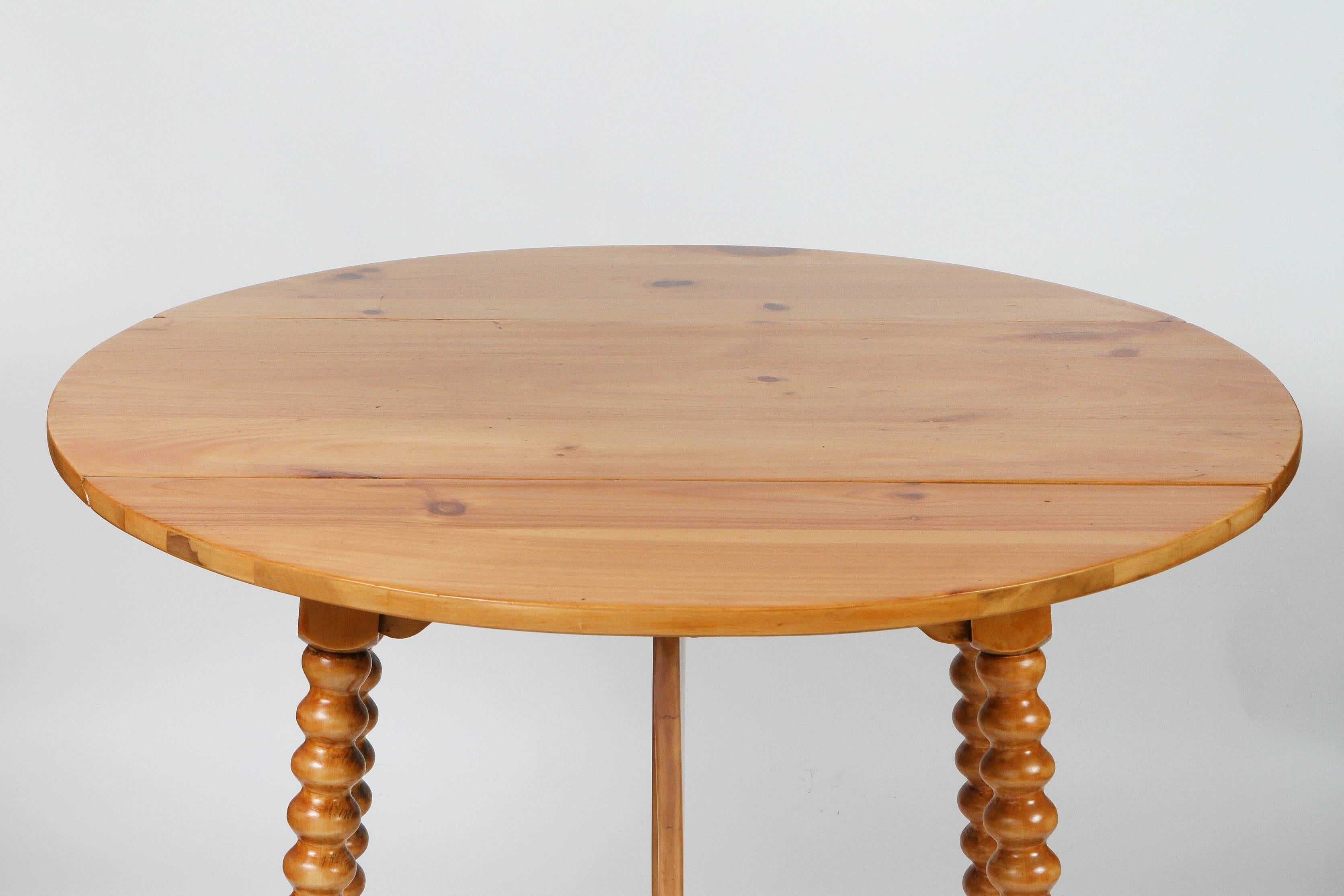 Vintage Pine Drop-Leaf Table 1