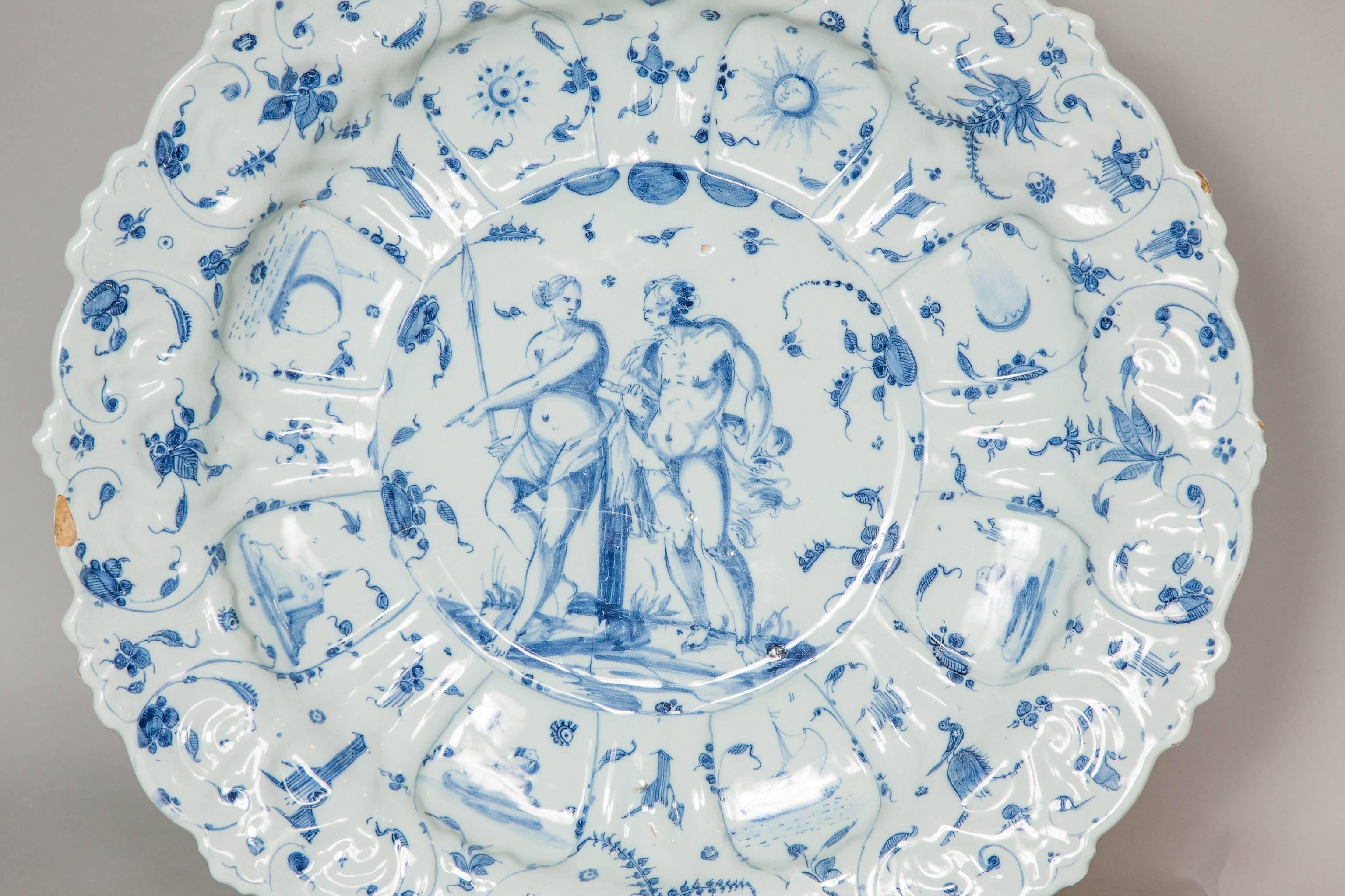 Mid-17th Century Italian Majolica Faience Delft Savona Charger, circa 1670 In Good Condition For Sale In London, GB