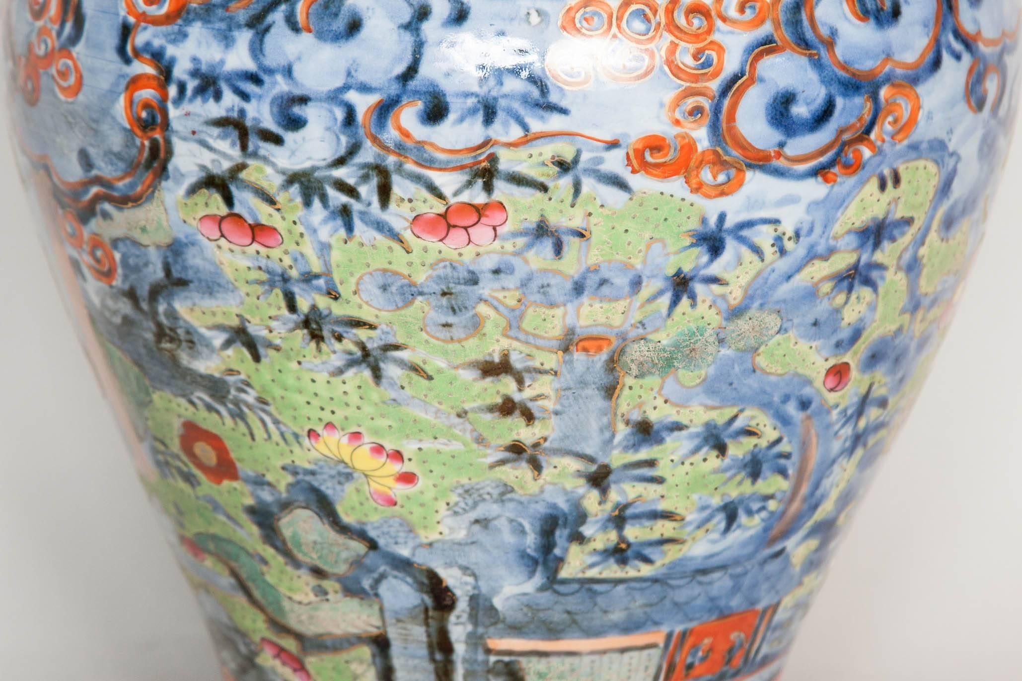 Early 18th Century Japanese Arita lamped Vase, circa 1680 In Excellent Condition For Sale In London, GB