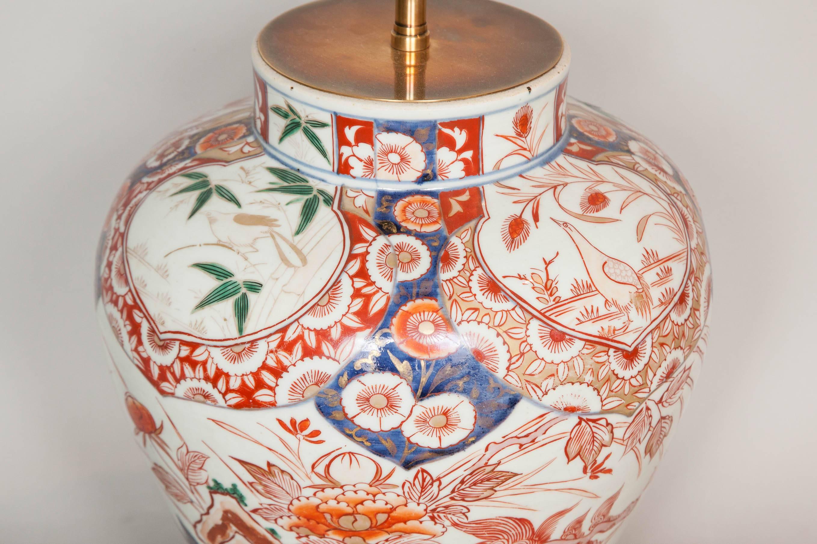 Pair of 17th Century Japanese Imari Vases as Table Lamps, circa 1680 3