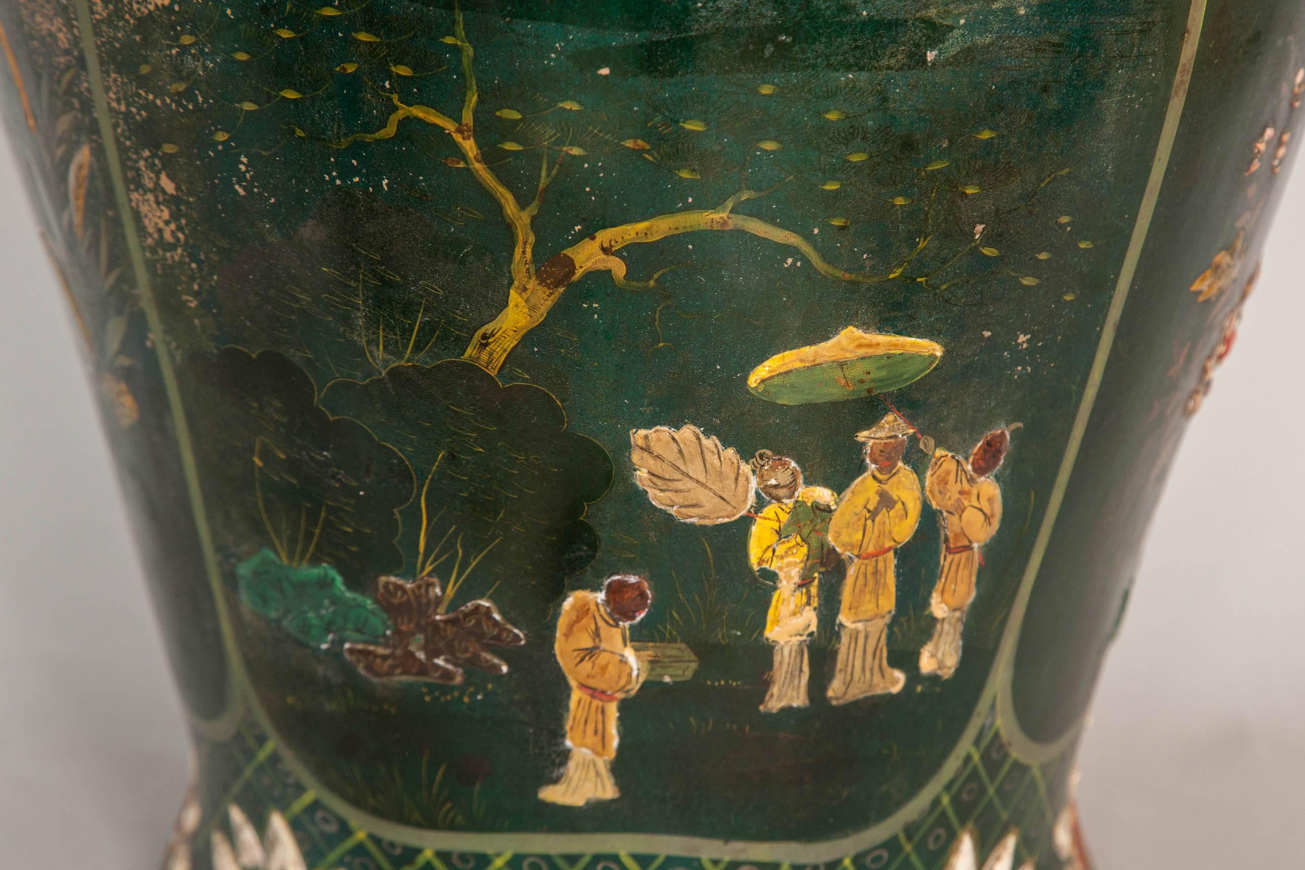 18th Century Tall Green Lacquered Berlin Faience Chinoiserie Vase, circa 1740 3