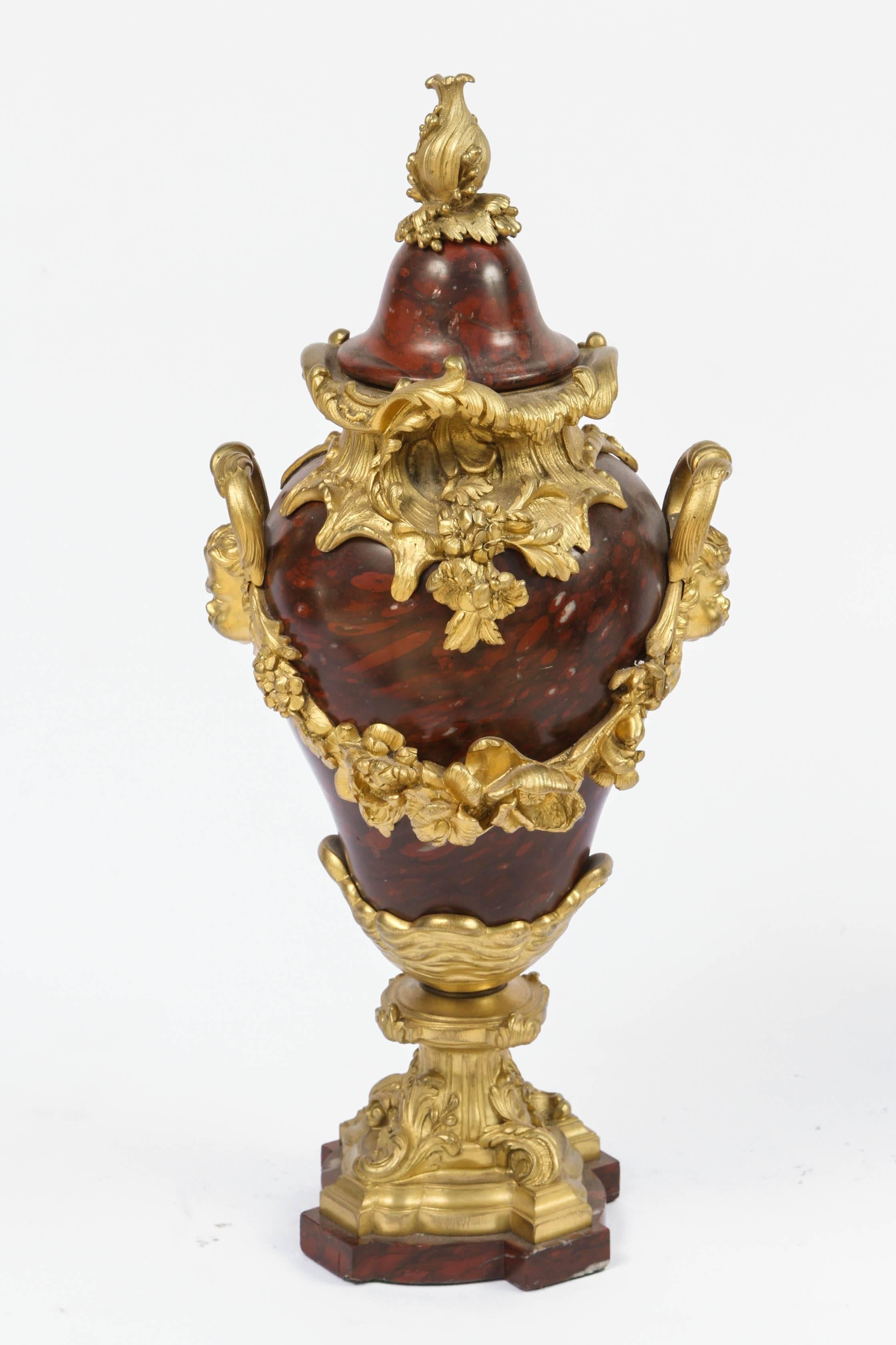 Pair of 19th Century French Rouge Marble Urns For Sale 1