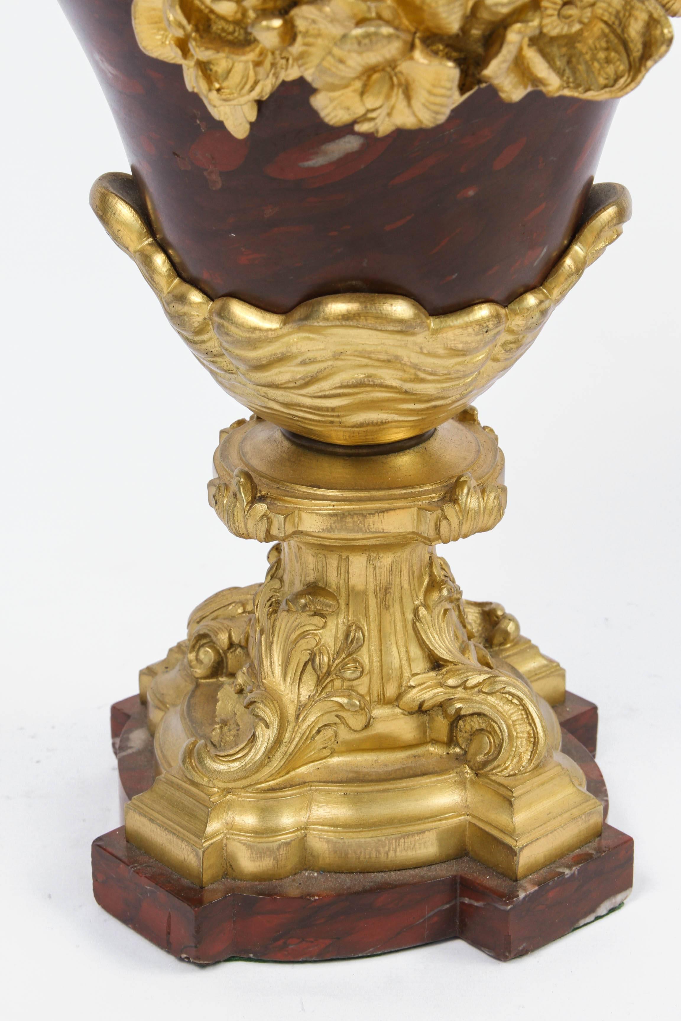 Pair of 19th Century French Rouge Marble Urns For Sale 2