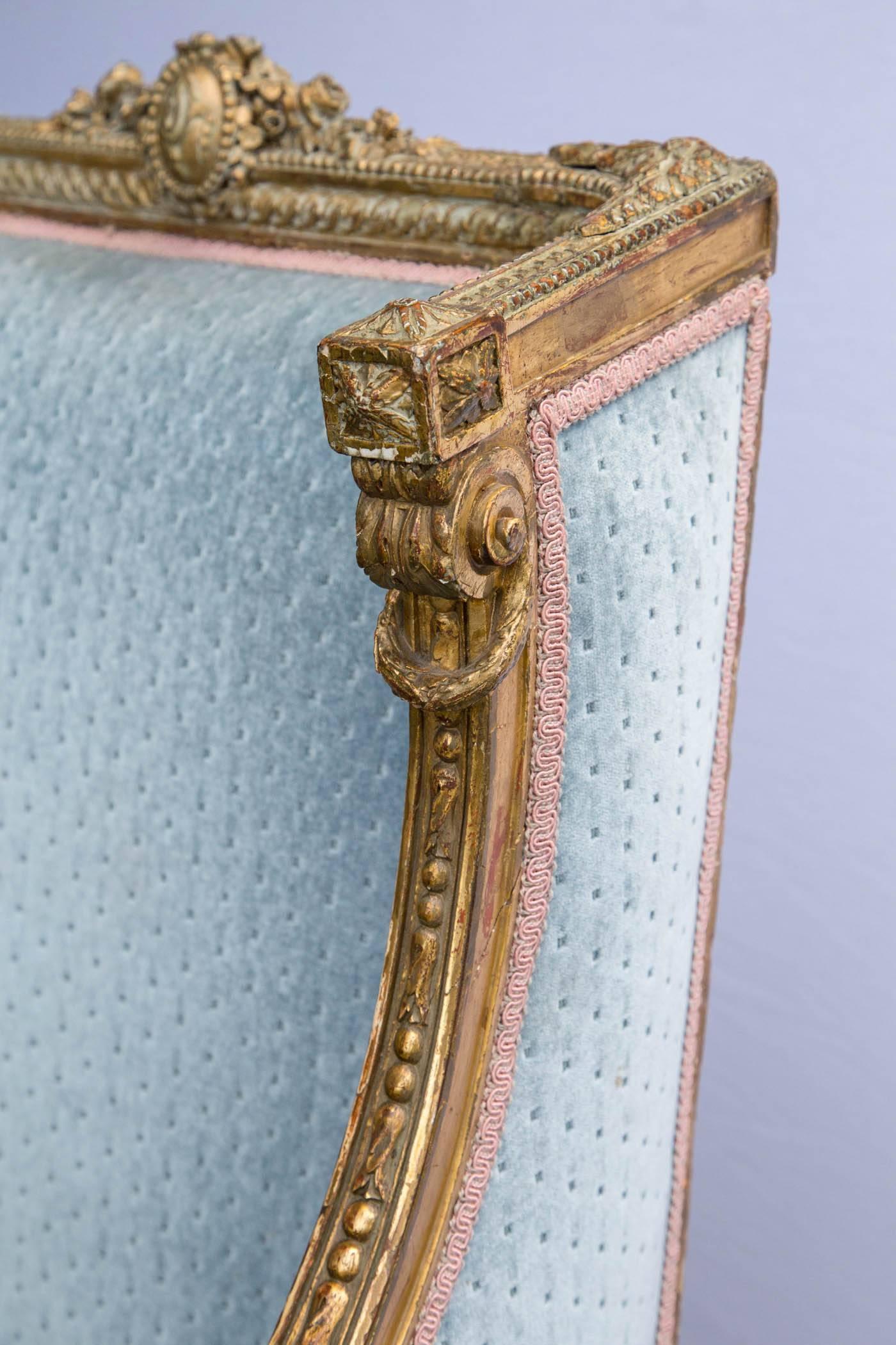 Louis XVI Style Giltwood Winged Bergere In Good Condition In Woodbury, CT
