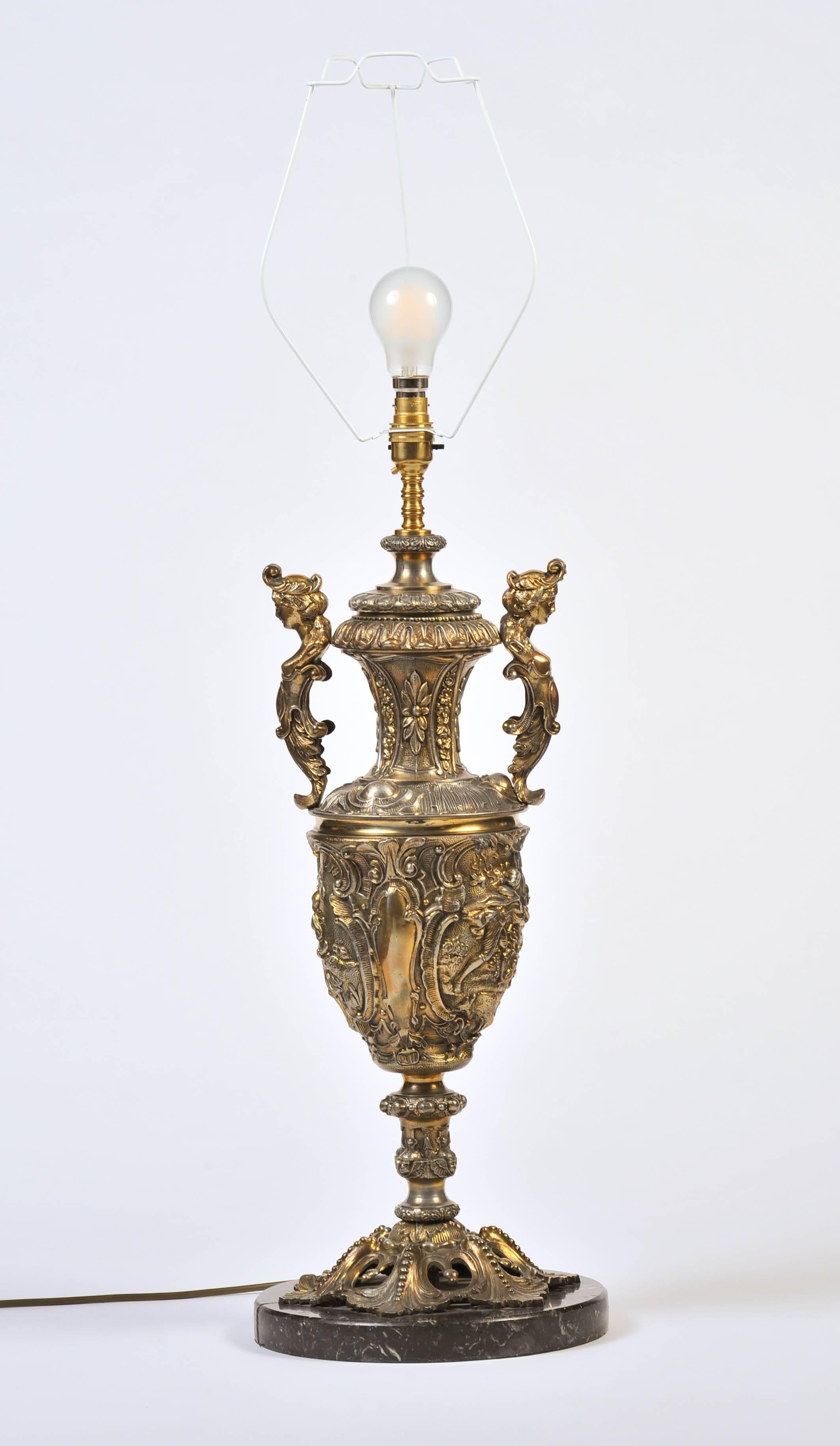 neoclassical lamp