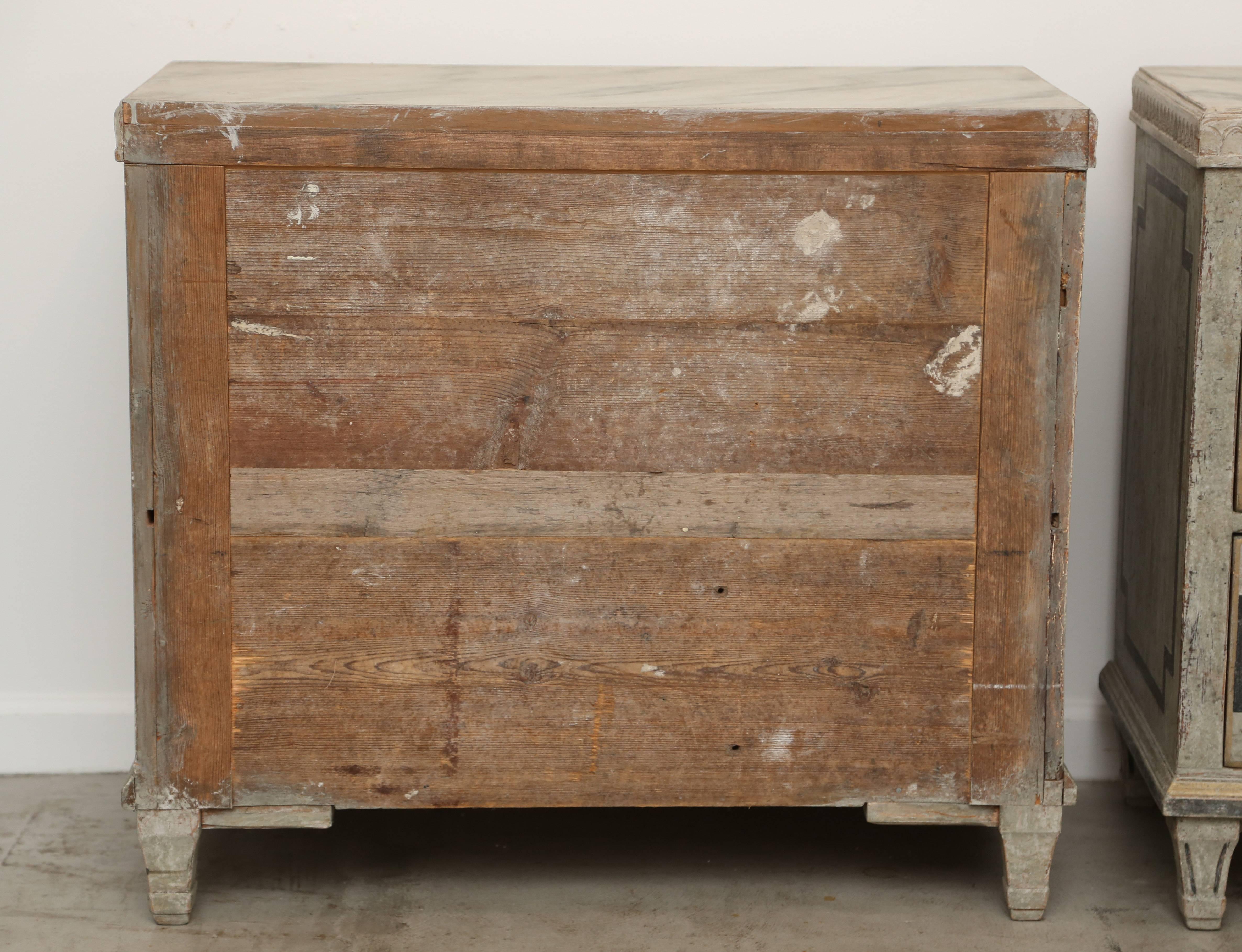 Pair of Antique Swedish Gustavian Style Painted Chests, Late 19th Century 5