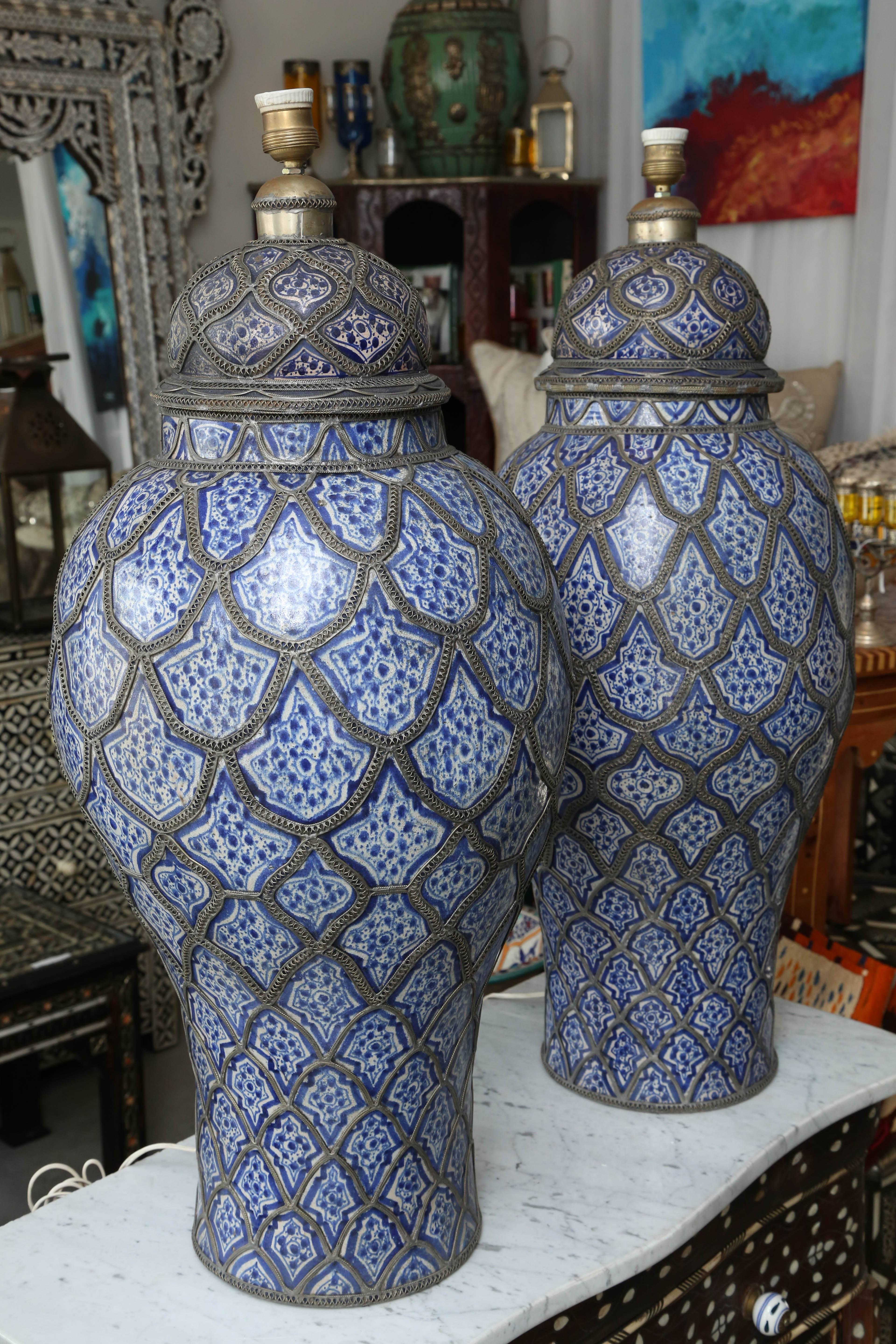 Superb 1930s Morrrocan Pair of Fez Ginger Jar Lamps In Excellent Condition In West Palm Beach, FL