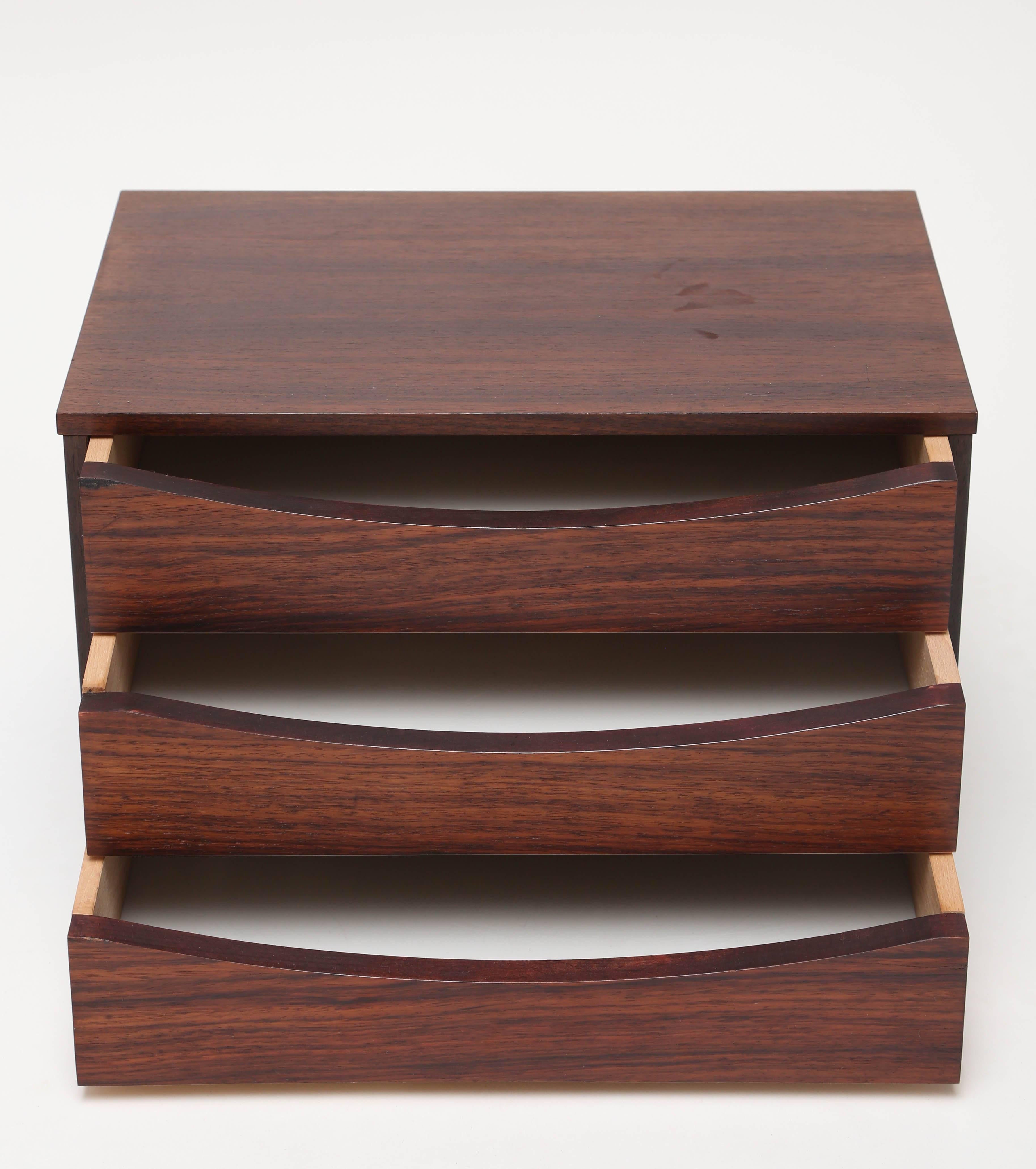 Danish Rosewood Desk Caddy In Good Condition In West Palm Beach, FL