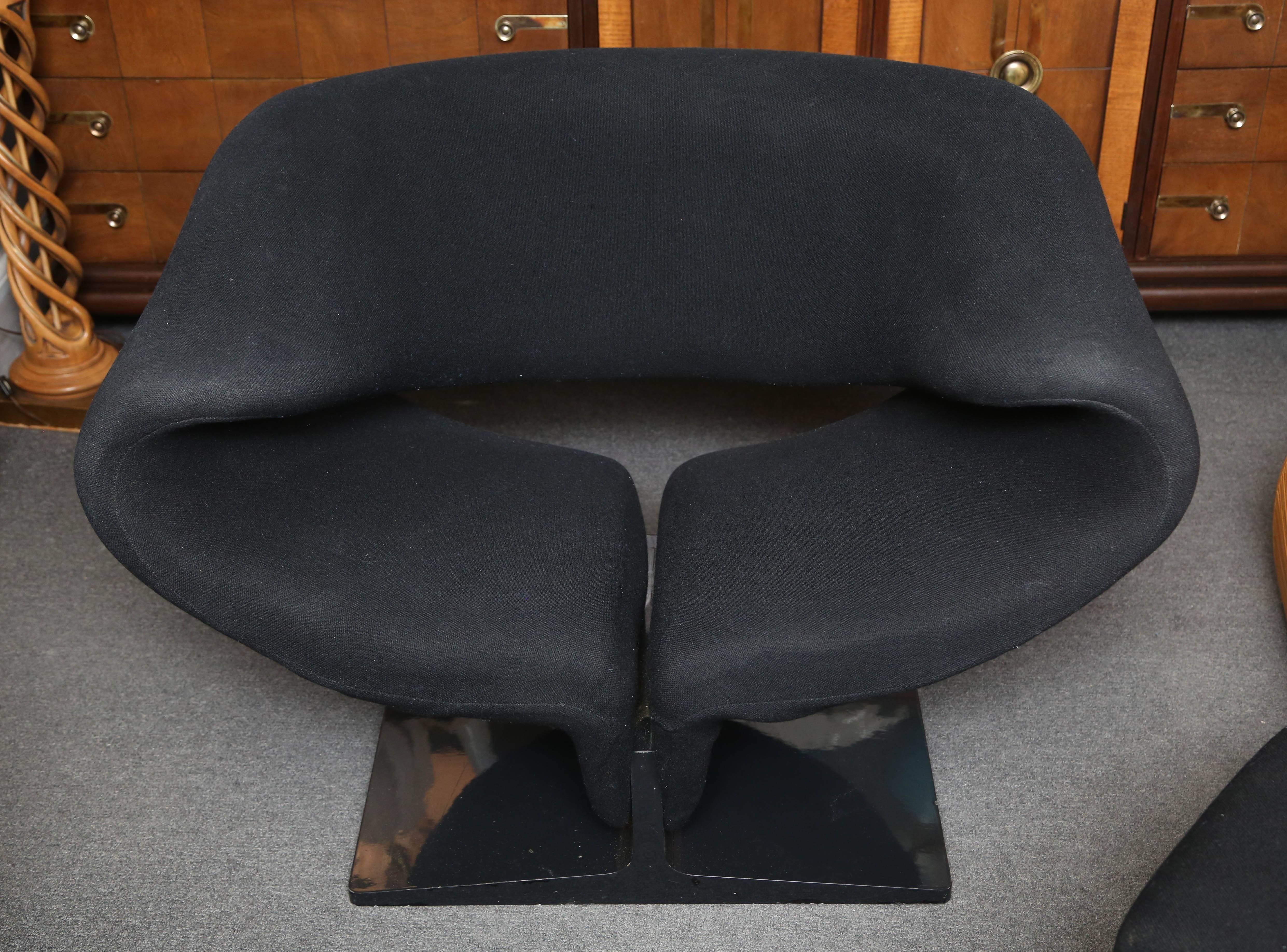 Mid-Century Modern Pierre Paulin Ribbon Chair with Ottoman