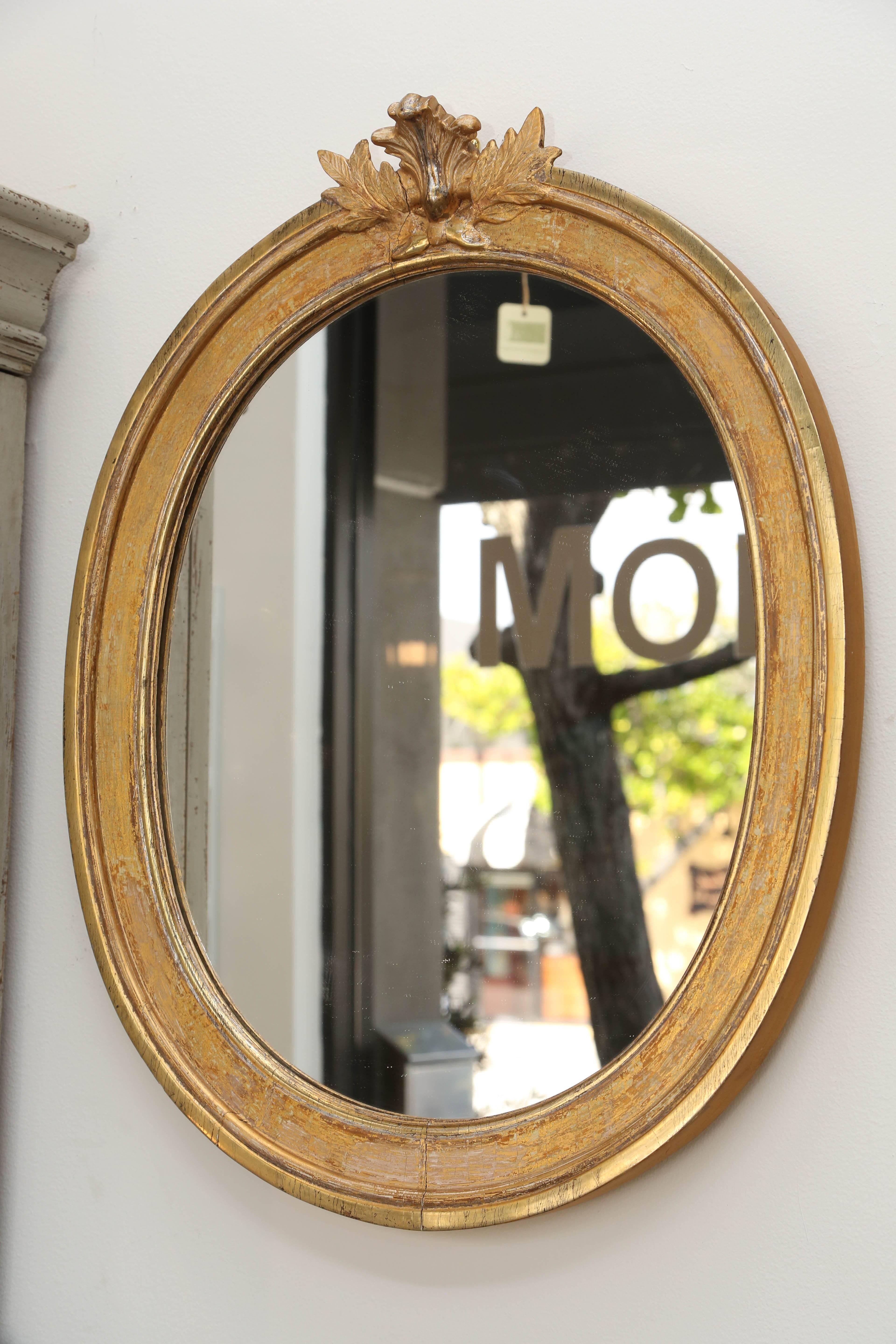Pair of Antique Swedish Late Gustavian Giltwood Mirrors, Early 19th Century In Good Condition For Sale In West Palm Beach, FL